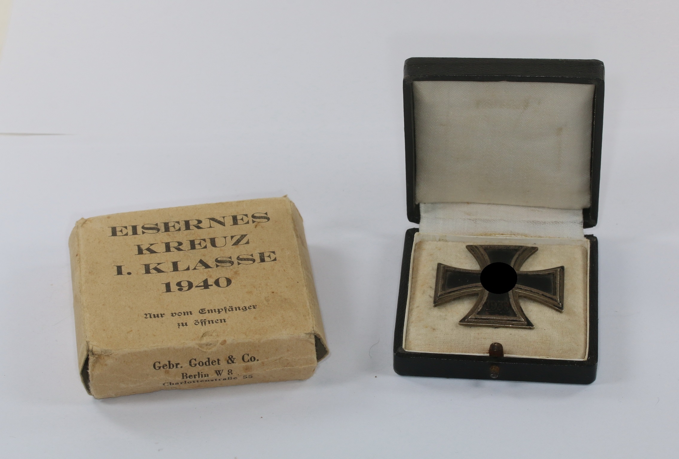 eisernes_kreuz_1 Cased & Cartoned Iron Cross 1st Class 1939. Maker L/50 – Bild 1