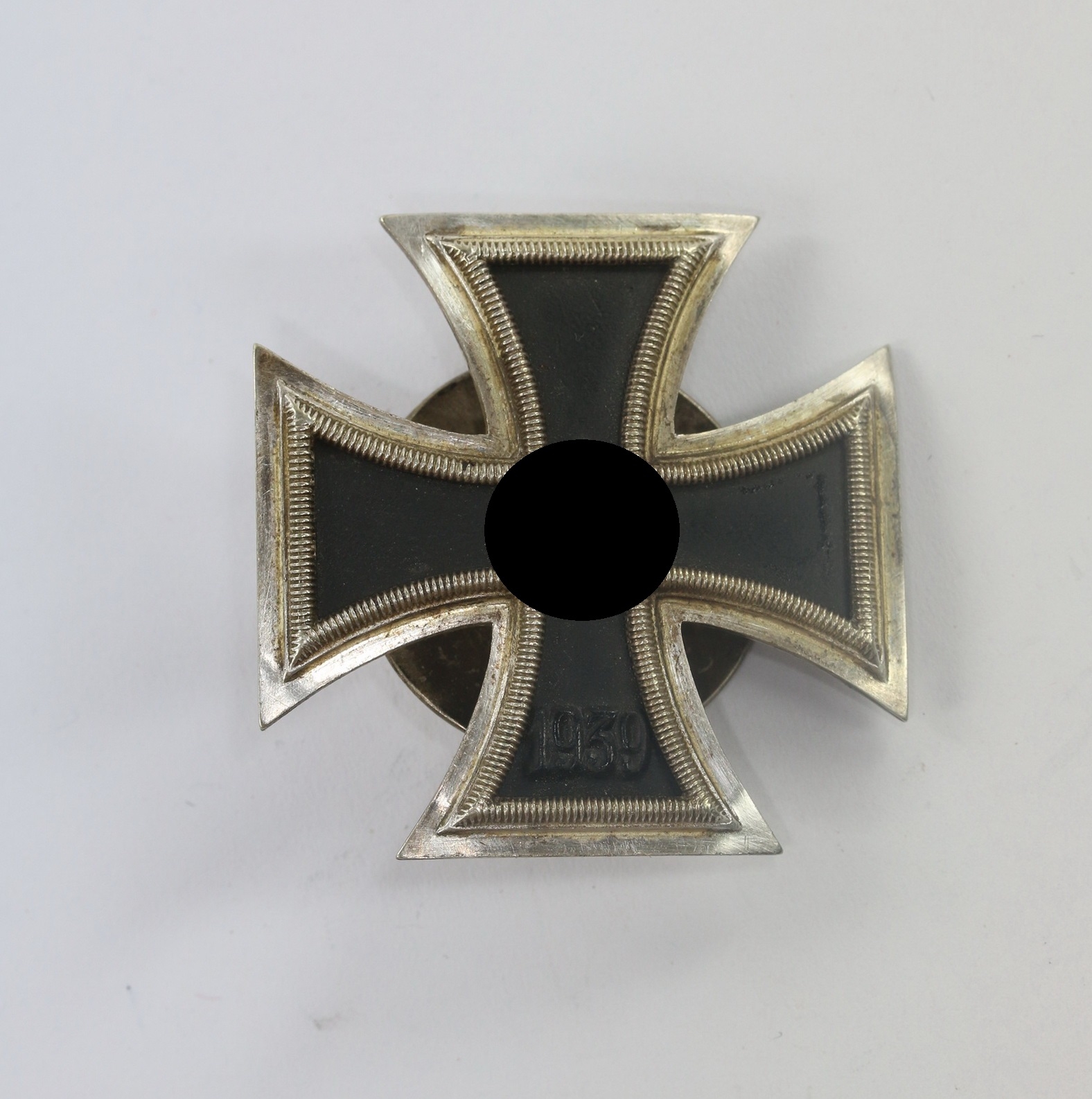 Iron Cross 1st Class 1939 on Screwback. Maker L54. – Bild 1