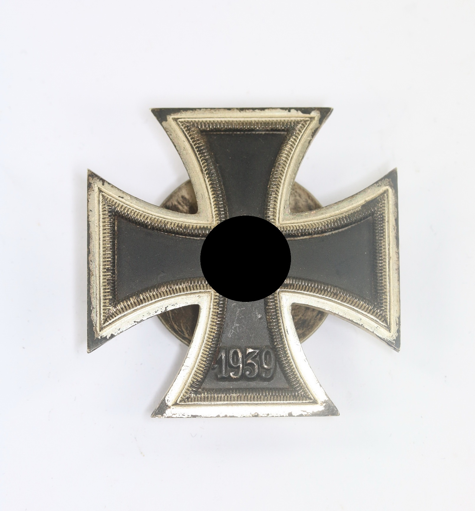 Eisernes Kreuz 1. Klasse 1939, Hst. L54, an Schraubscheibe – Bild 1