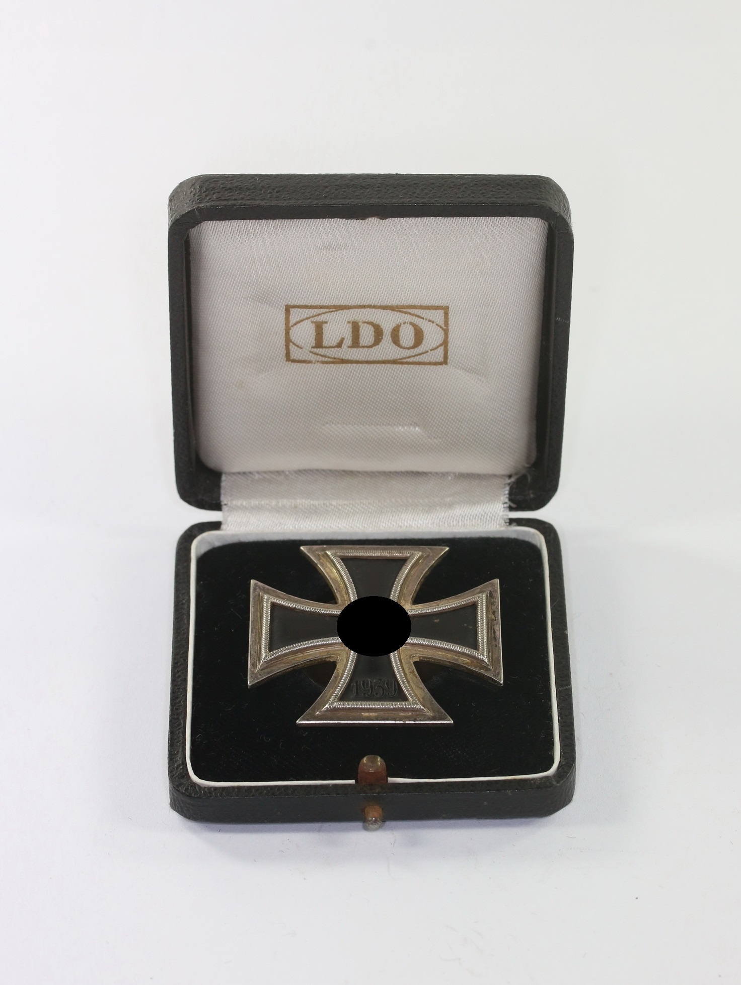 eisernes_kreuz_1 LDO Cased Iron Cross 1st Class 1939 on Screwback. Maker L/55. – Bild 1