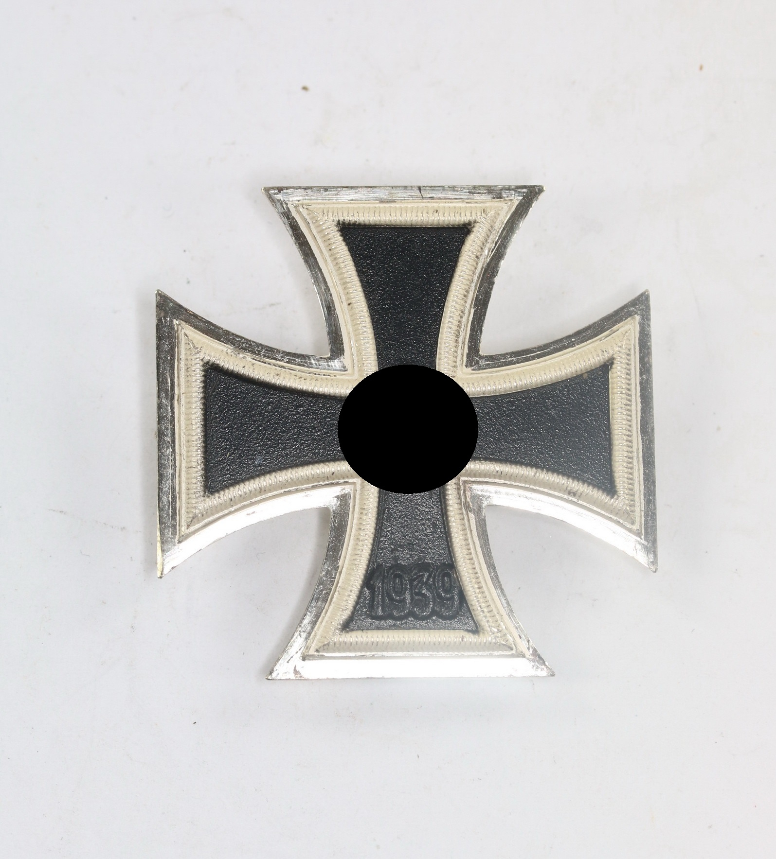 eisernes_kreuz_1 Eisernes Kreuz 1. Klasse 1939, Hst. L/56 (Funcke & Brüninghaus, Lüdenscheid) – Bild 1