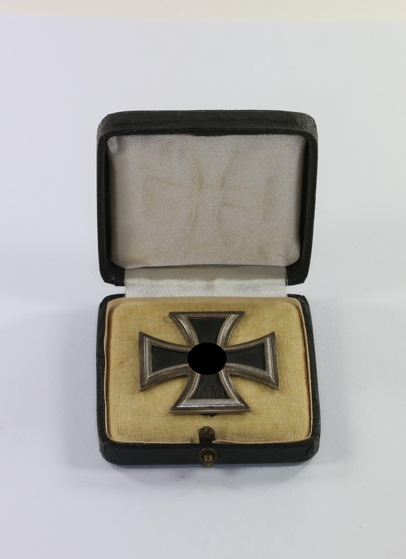 Cased Iron Cross 1st Class 1939. Maker L59. – Bild 1