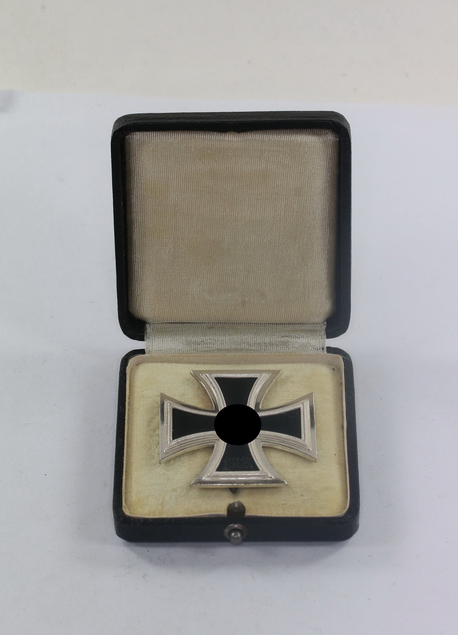 eisernes_kreuz_1 Eisernes Kreuz 1. Klasse 1939, Hst L55, nicht magnetisch (!), im Etui – Bild 1