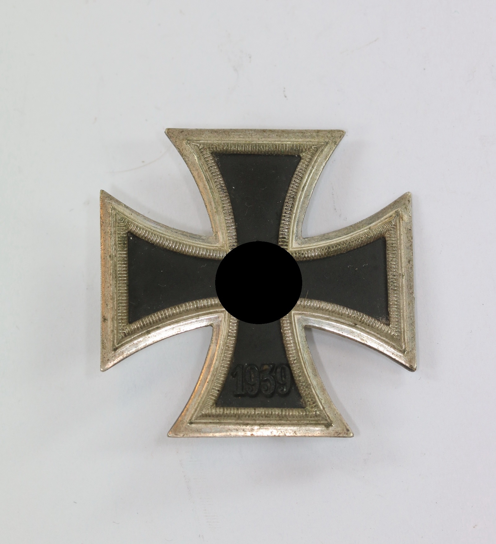 Eisernes Kreuz 1. Klasse 1939, nicht magnetisch, Steinhauer & Lück – Bild 1