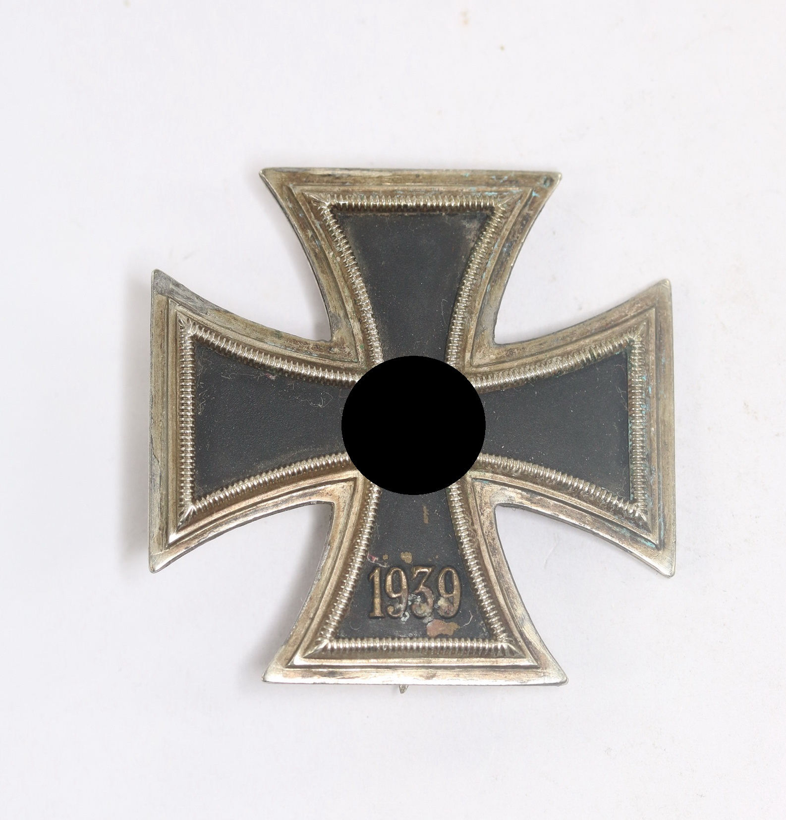 Iron Cross 1st Class 1939. Type Rudolf Souval, Vienna. Non-Magnetic. – Bild 1