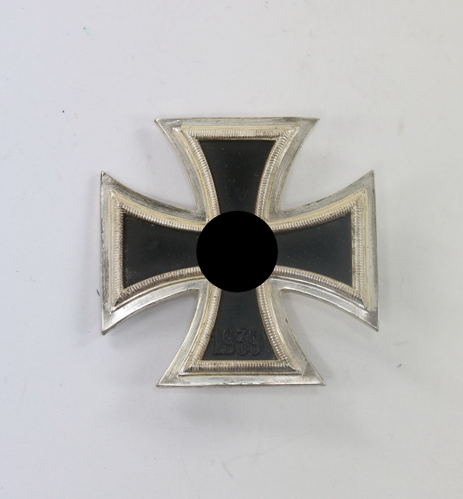 Iron Cross 1st Class 1939. Type Wächtler & Lange, Non-magnetic.  – Bild 1