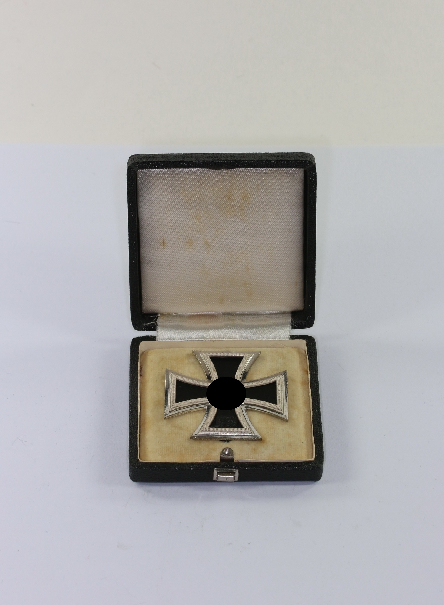 Cased Iron Cross 1st Class 1939. Maker 26. – Bild 1
