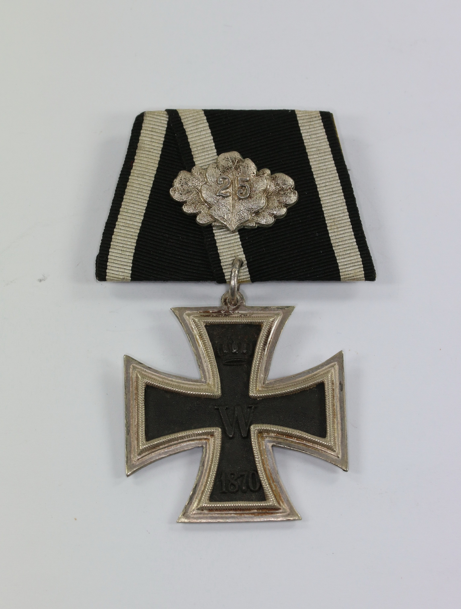 Court Mount Iron Cross 2nd Class 1870 with Jubilee Oak Leaves. – Bild 1
