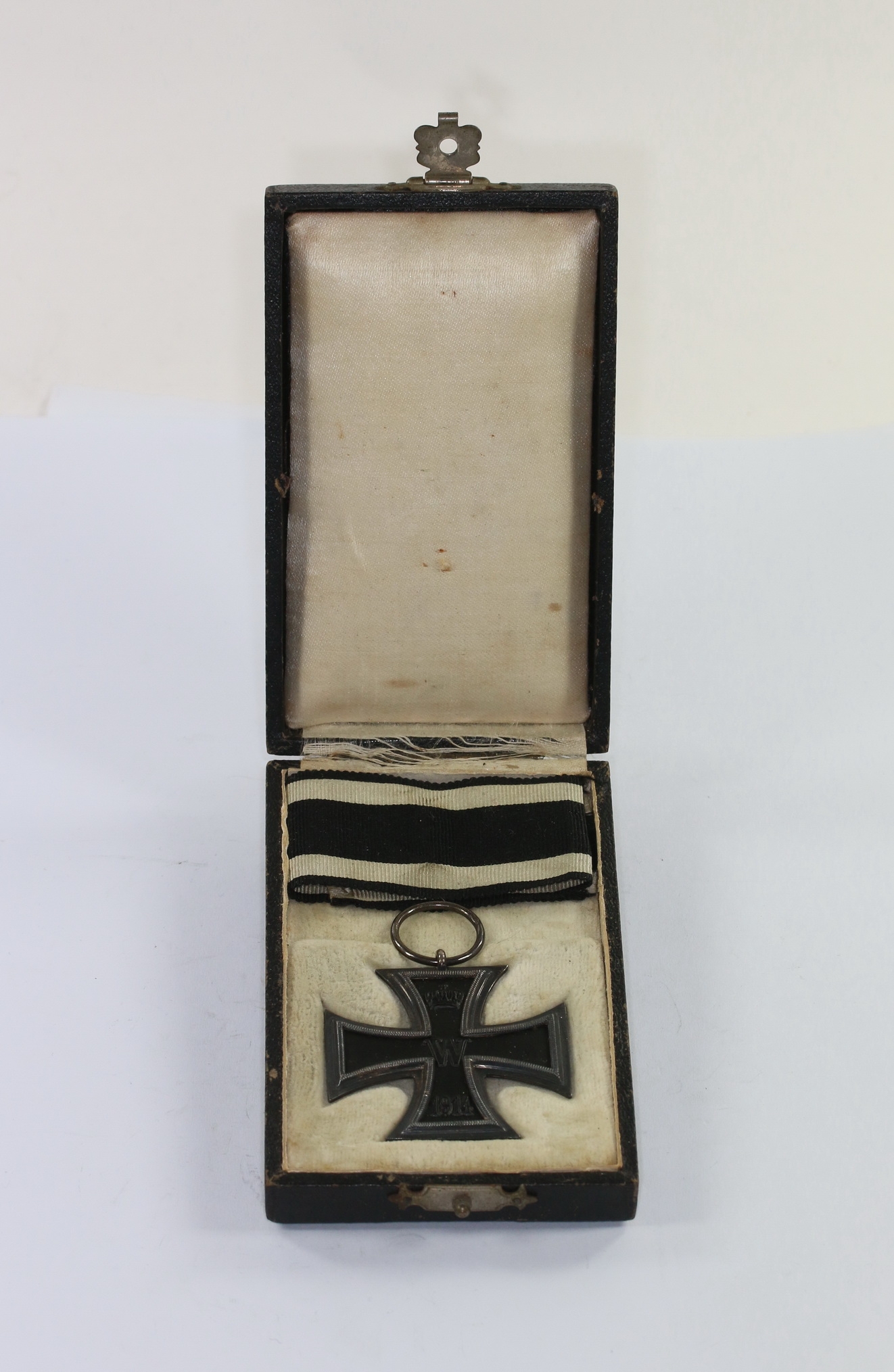 Cased Iron Cross 2nd Class 1914. Maker SW. – Bild 1