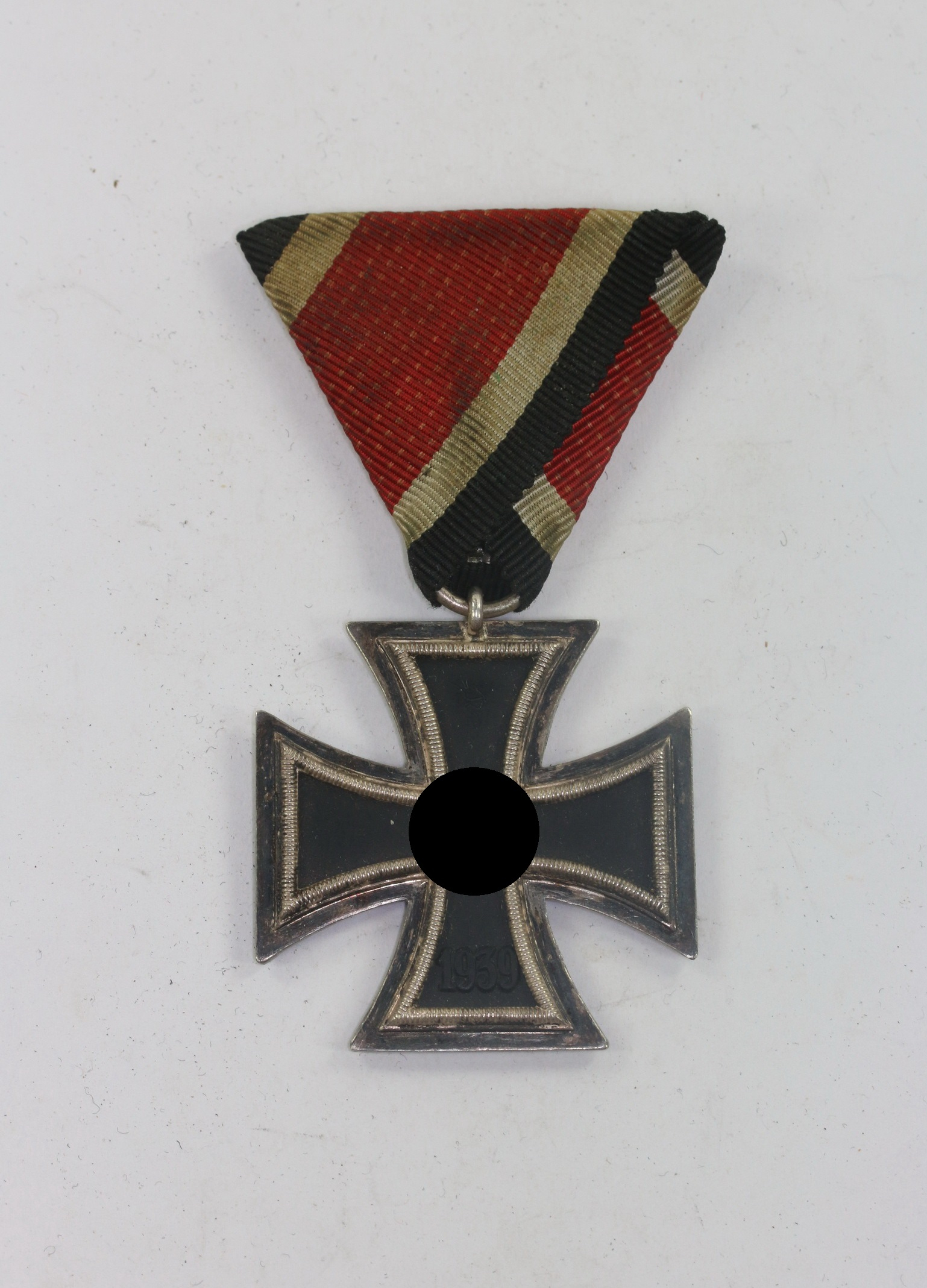 Iron Cross 2nd Class 1939 on Triangular Ribbon (Austrian Style). – Bild 1