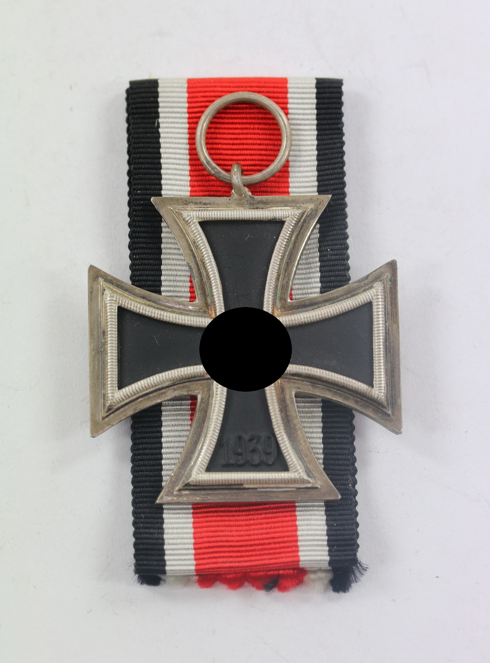 Iron Cross 2nd Class 1939. Type C.E. Juncker, Crunch Bead Frame. – Bild 1