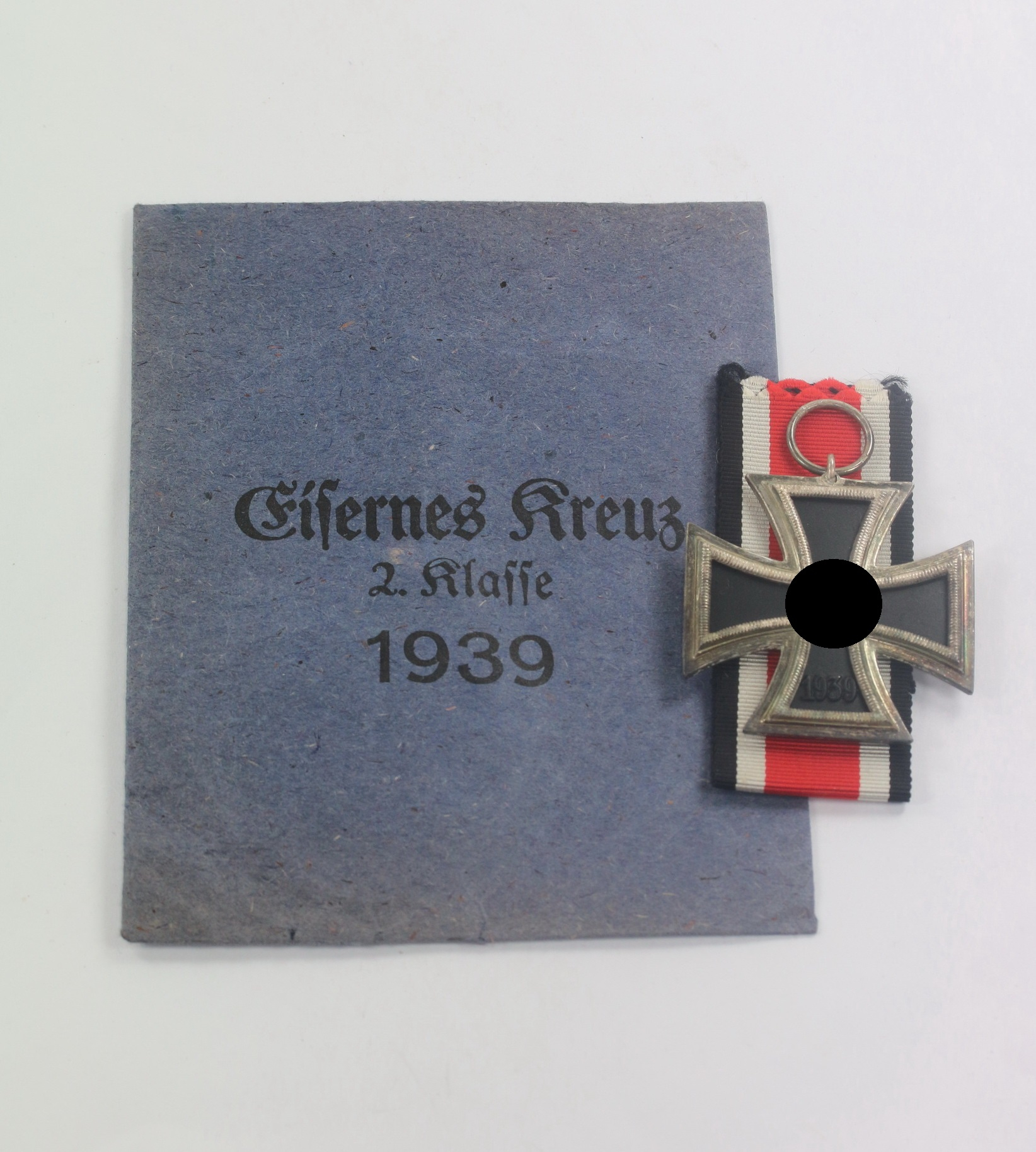 Iron Cross 2nd Class 1939 in Envelope. Maker 1, Deschler & Sohn München 9 – Bild 1