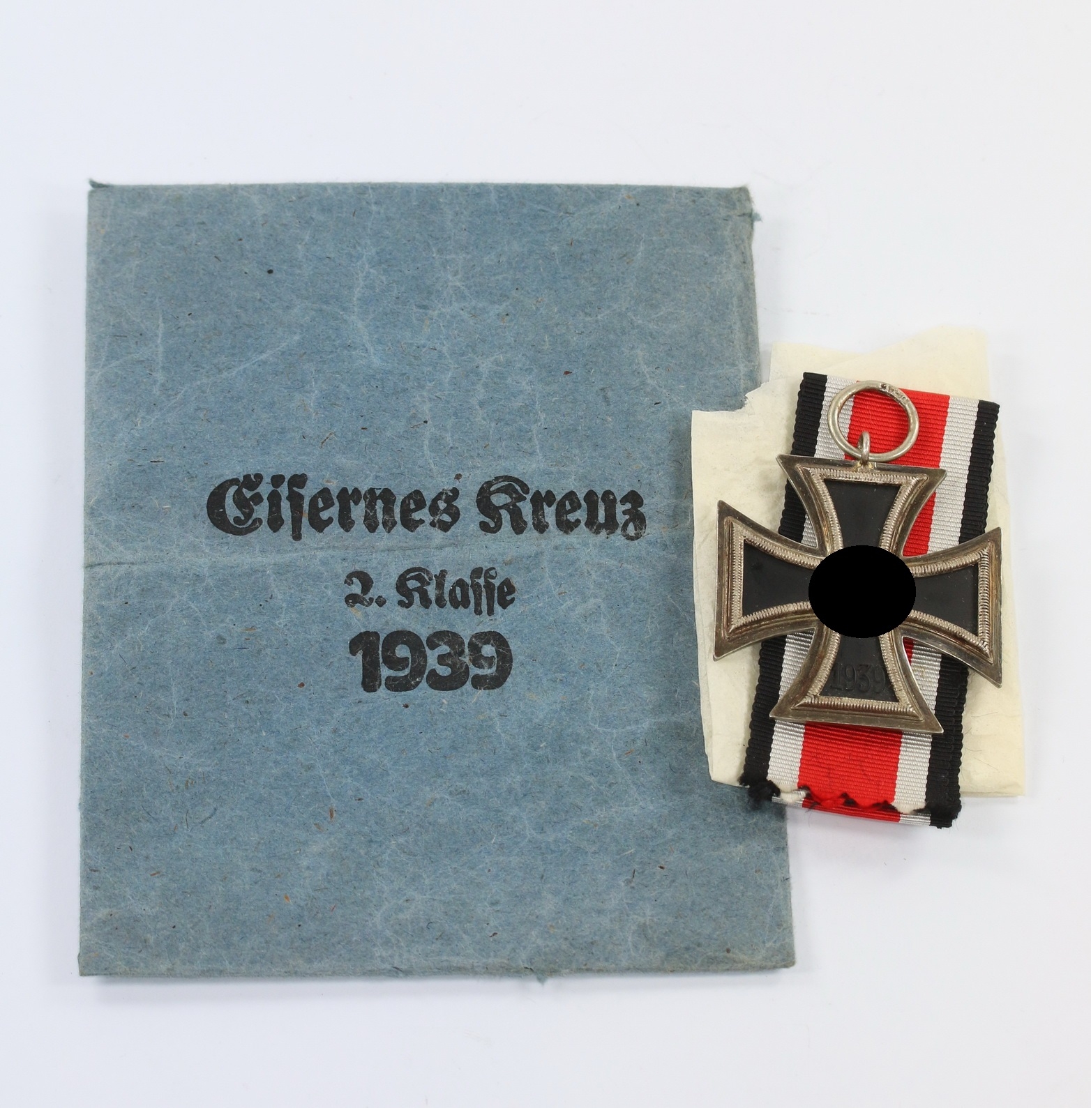 eisernes_kreuz_2 Iron Cross 2nd Class 1939 in Envelope. Maker 28. – Bild 1