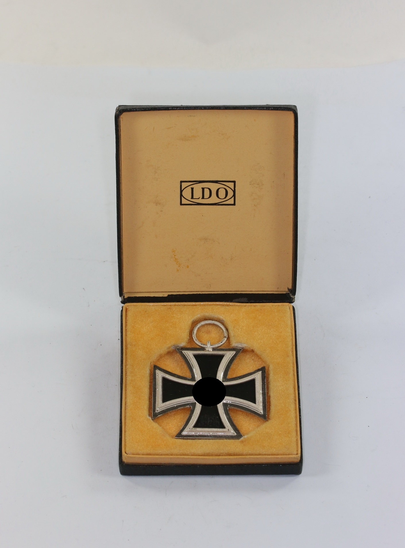 LDO Cased Iron Cross 2nd Class 1939. Maker 13. – Bild 1