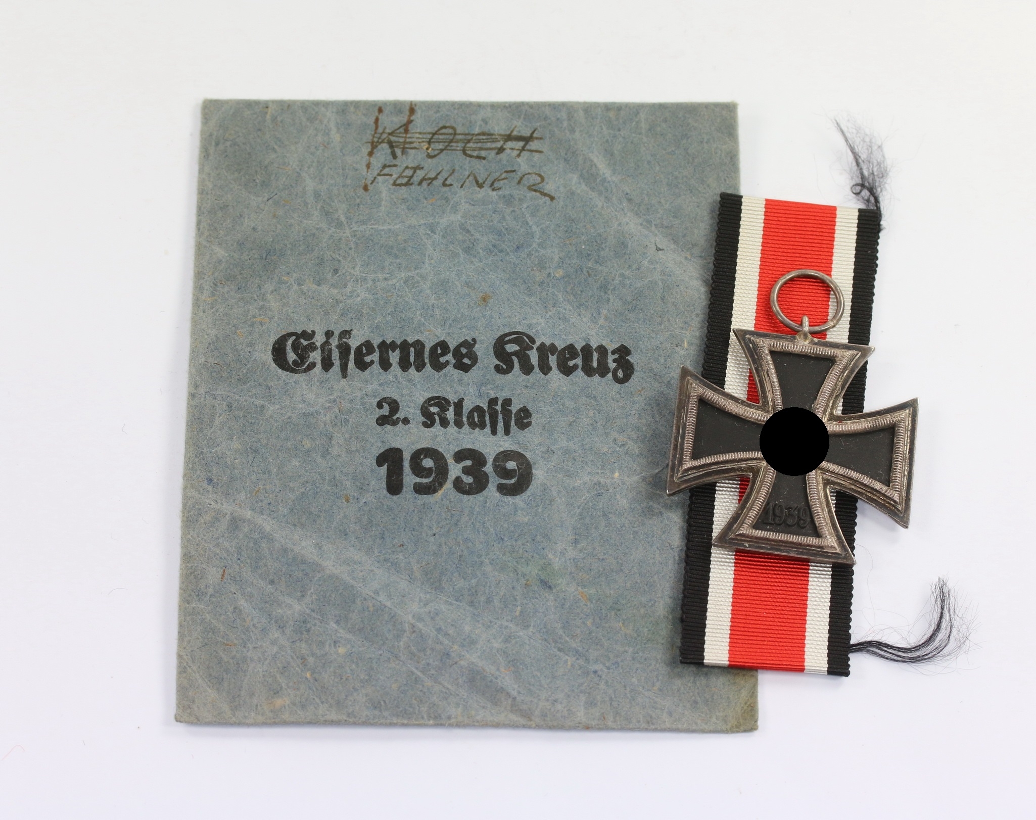 Eisernes Kreuz 2. Klasse 1939, Hst. 1, in Verleihungstüte – Bild 1