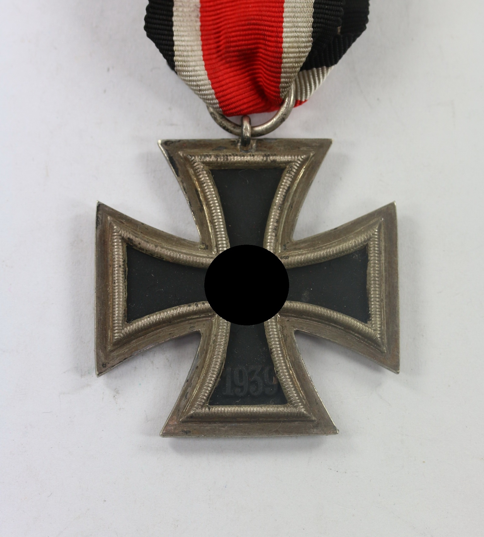 Iron Cross 2nd Class 1939. Maker 24 (Arbeitsgemeinschaft der Hanauer Plakettenhersteller, Hanau). – Bild 1