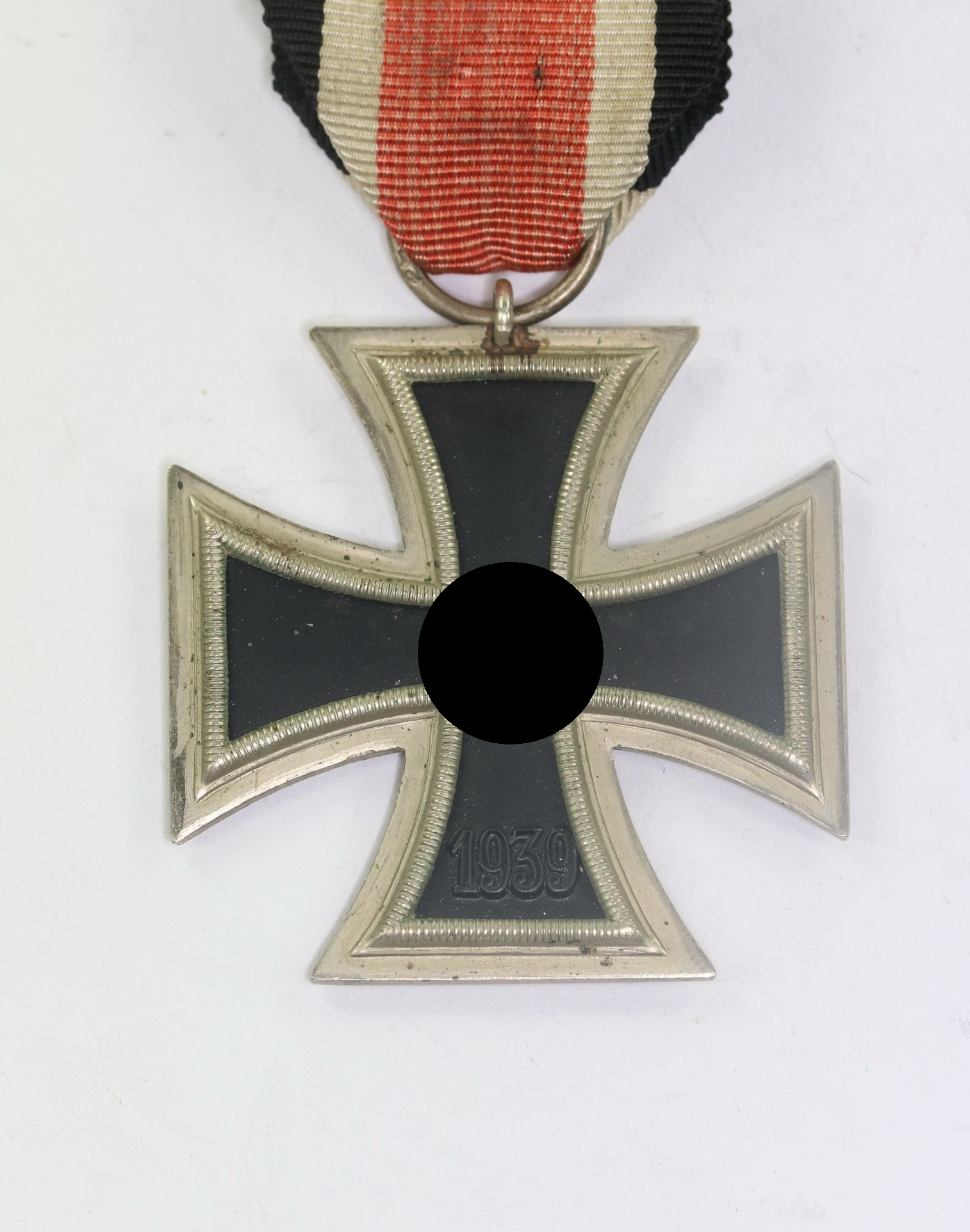 Iron Cross 2nd Class 1939. Maker 25 (Arbeitsgemeinschaft der Graveur-, Gold- und Silberschmiedeinnungen, Hanau am Main) – Bild 1
