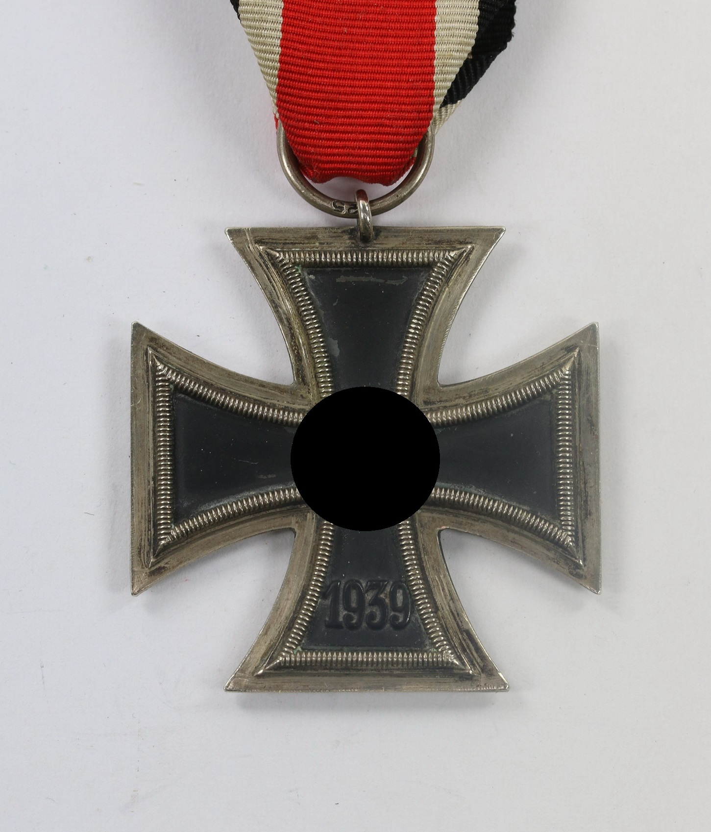 Iron Cross 2nd Class 1939. Maker 25 (Arbeitsgemeinschaft der Graveur-, Gold- und Silberschmiedeinnungen, Hanau am Main) – Bild 1
