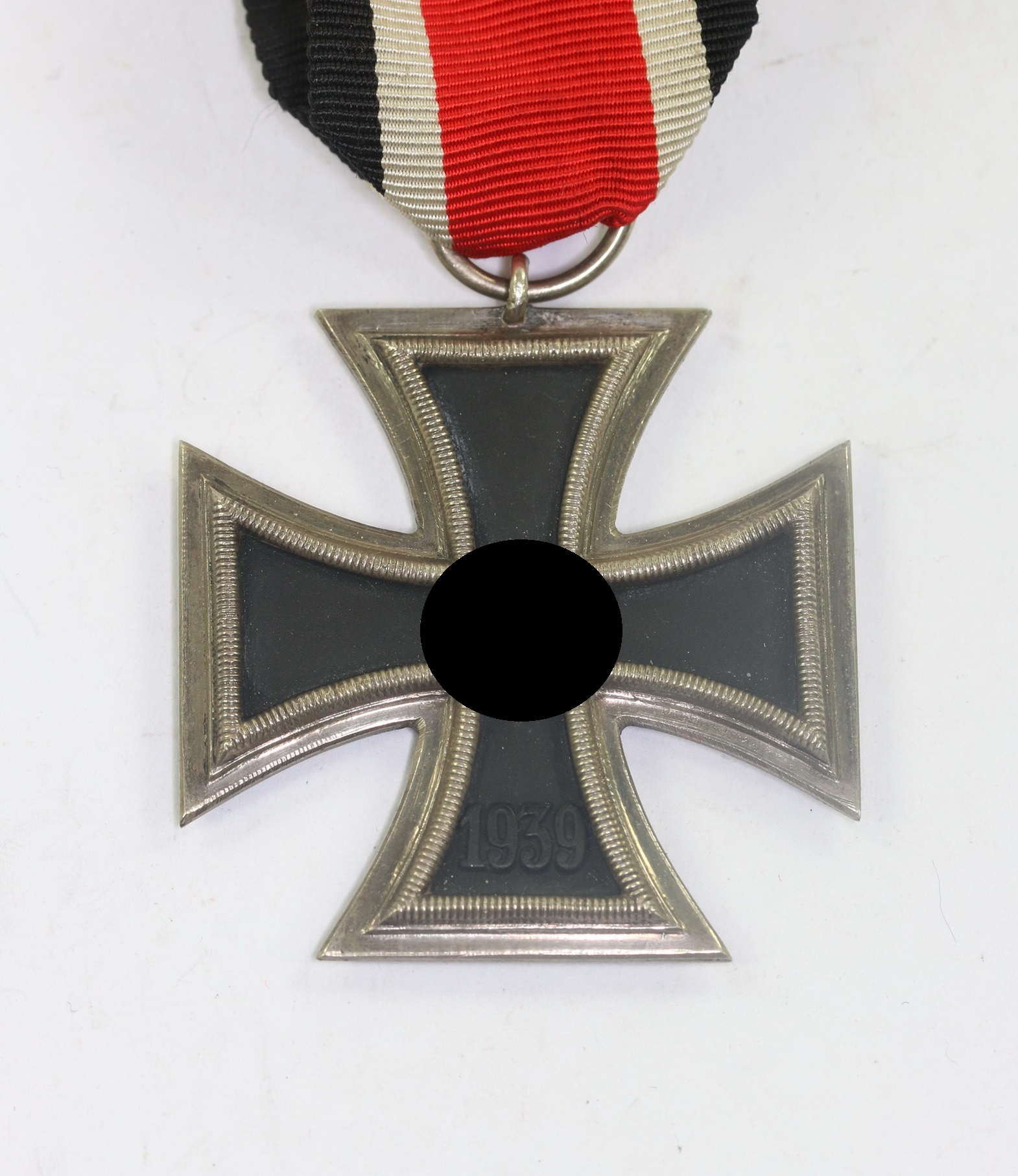 Iron Cross 2nd Class 1939. Maker 25 (Arbeitsgemeinschaft der Graveur-, Gold- und Silberschmiedeinnungen, Hanau am Main) – Bild 1