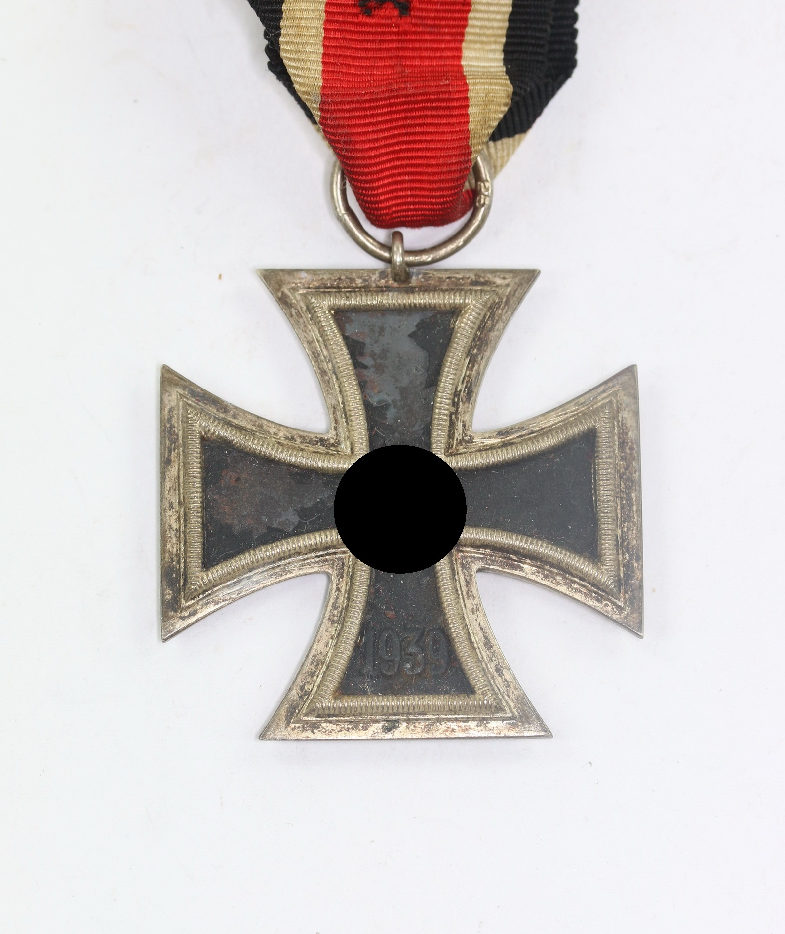 Iron Cross 2nd Class 1939. Maker 25 (Arbeitsgemeinschaft der Graveur-, Gold- und Silberschmiedeinnungen, Hanau am Main) – Bild 1