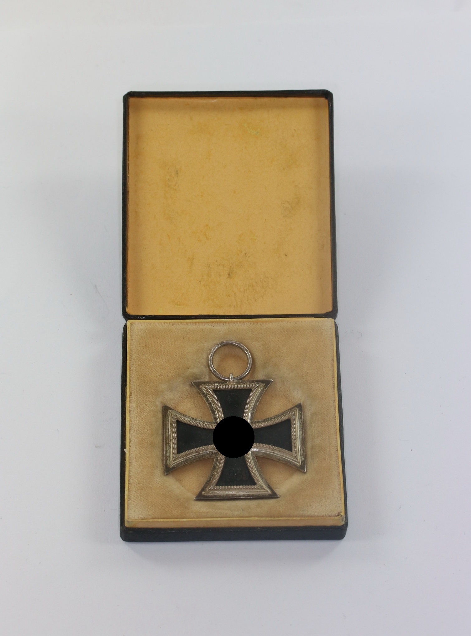 LDO Cased Iron Cross 2nd Class 1939. Maker 4 & L/16. – Bild 1