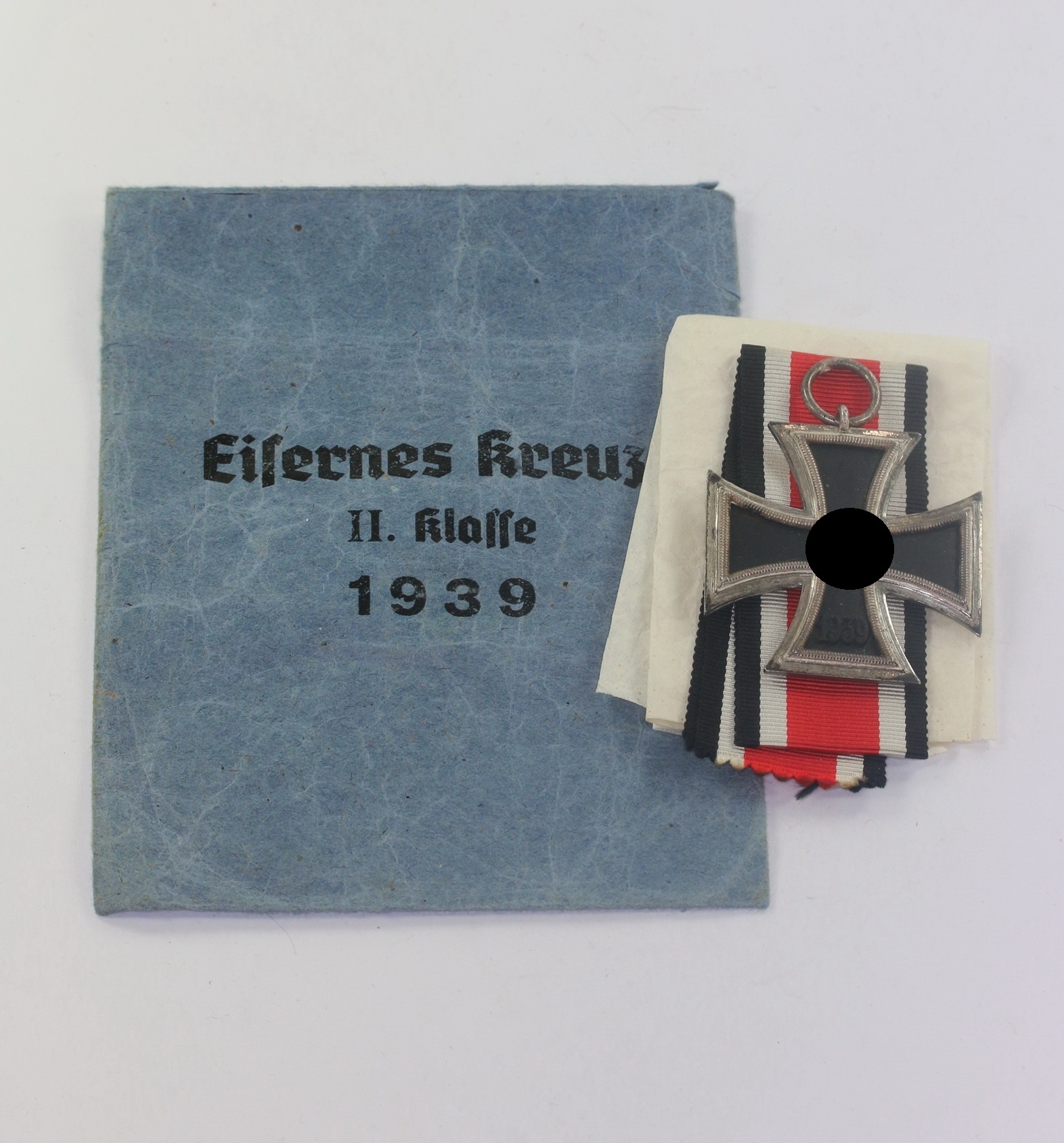 Eisernes Kreuz 2. Klasse 1939, Paulmann & Crone, in Verleihungstüte – Bild 1