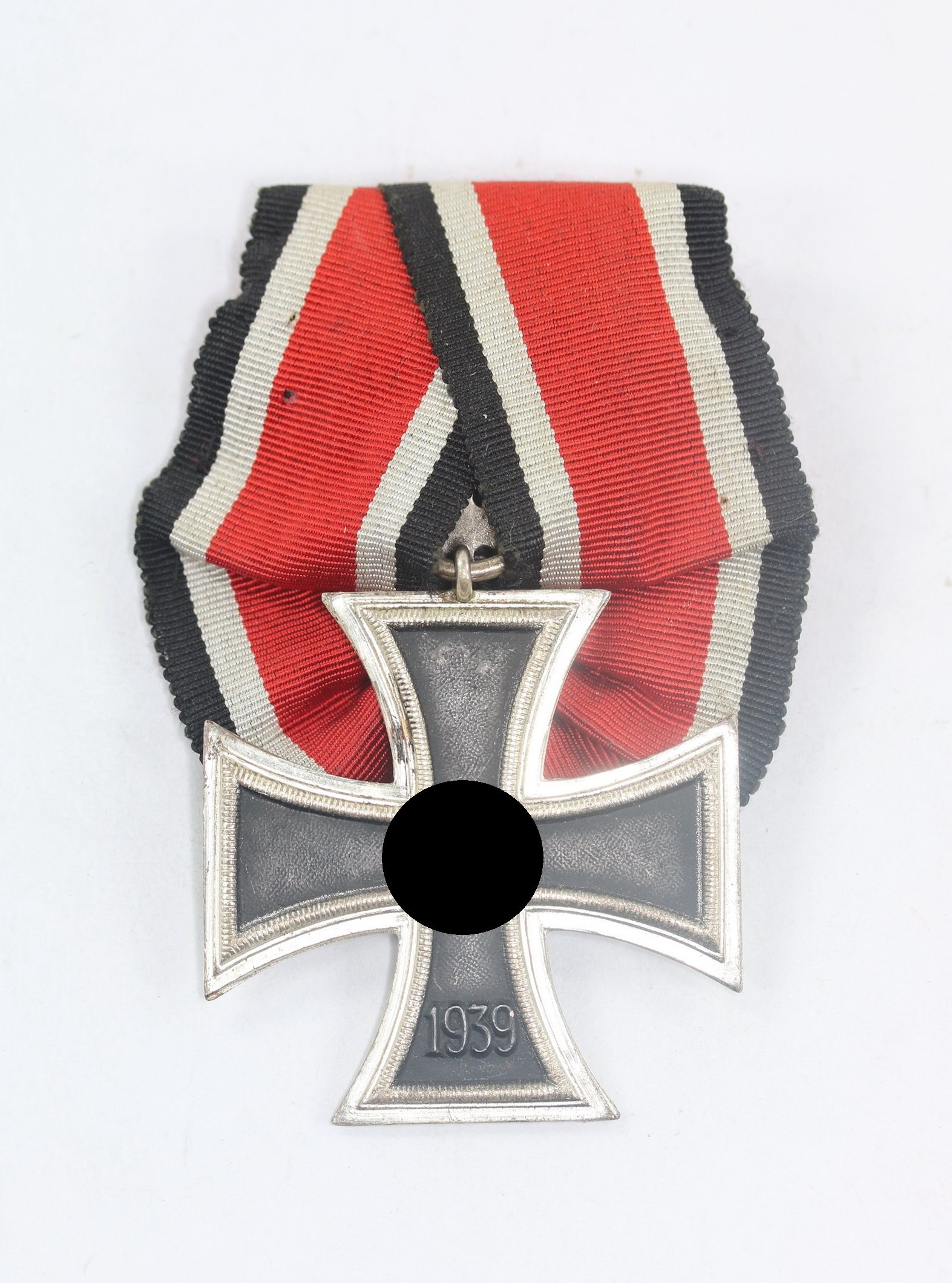 Iron Cross 2nd Class 1939, Schinkel Pattern. Type Otto Schickle, One Piece, Non-Magnetic, Court Mount.  – Bild 1