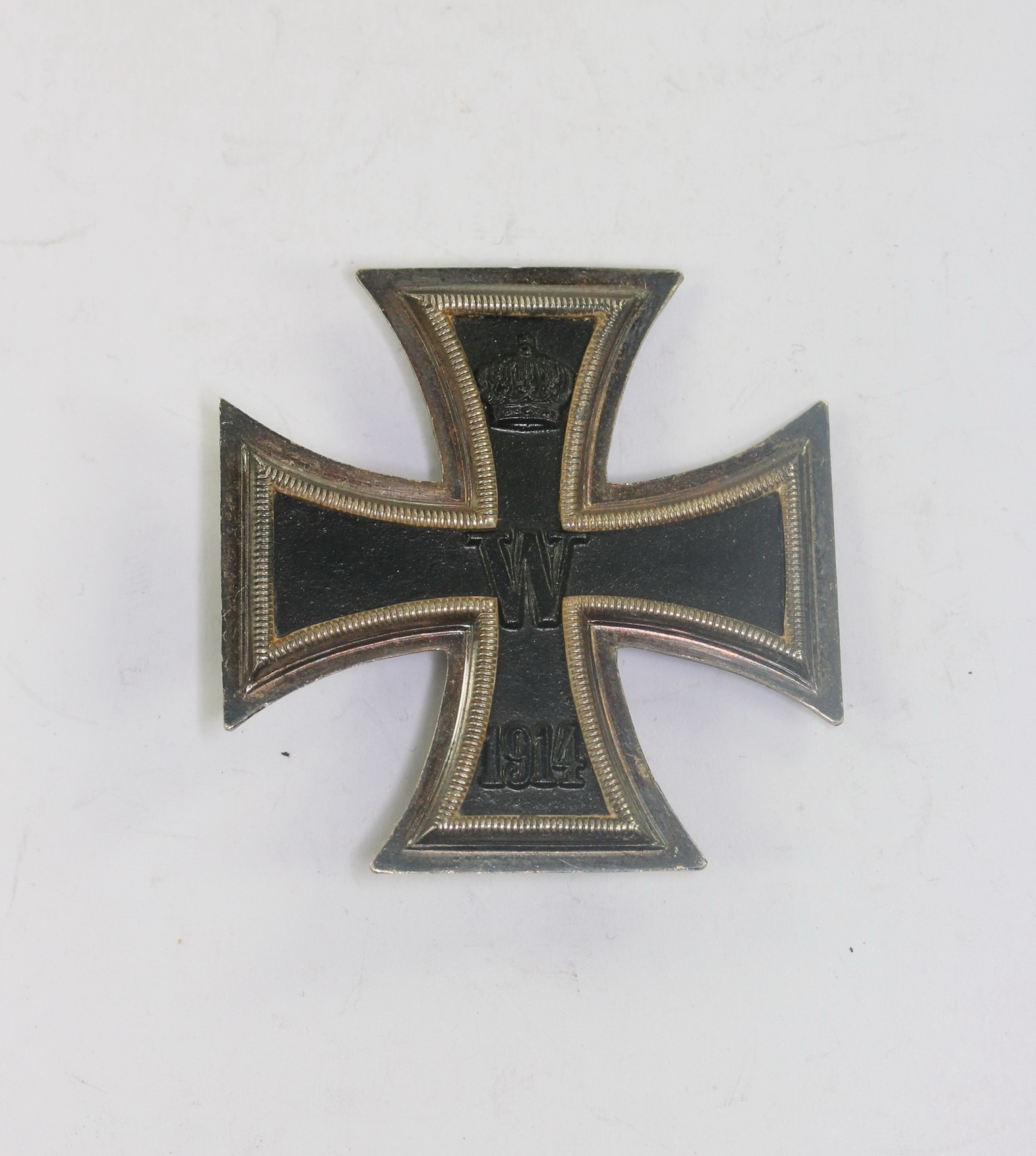 ek1_1914_graviert_riega_1__4nd Iron Cross 1st Class 1914. Maker K.A.G. Engraved(!). – Bild 1