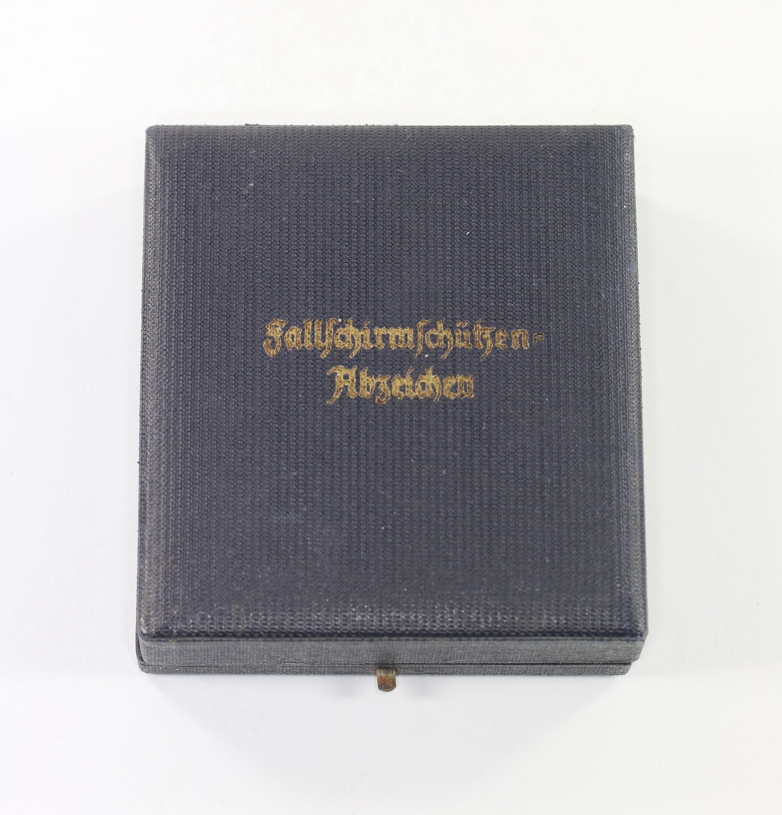 etui_fallschirmsch_tzenabzeichen_1_ Case for the Luftwaffe Paratrooper Badge. – Bild 1