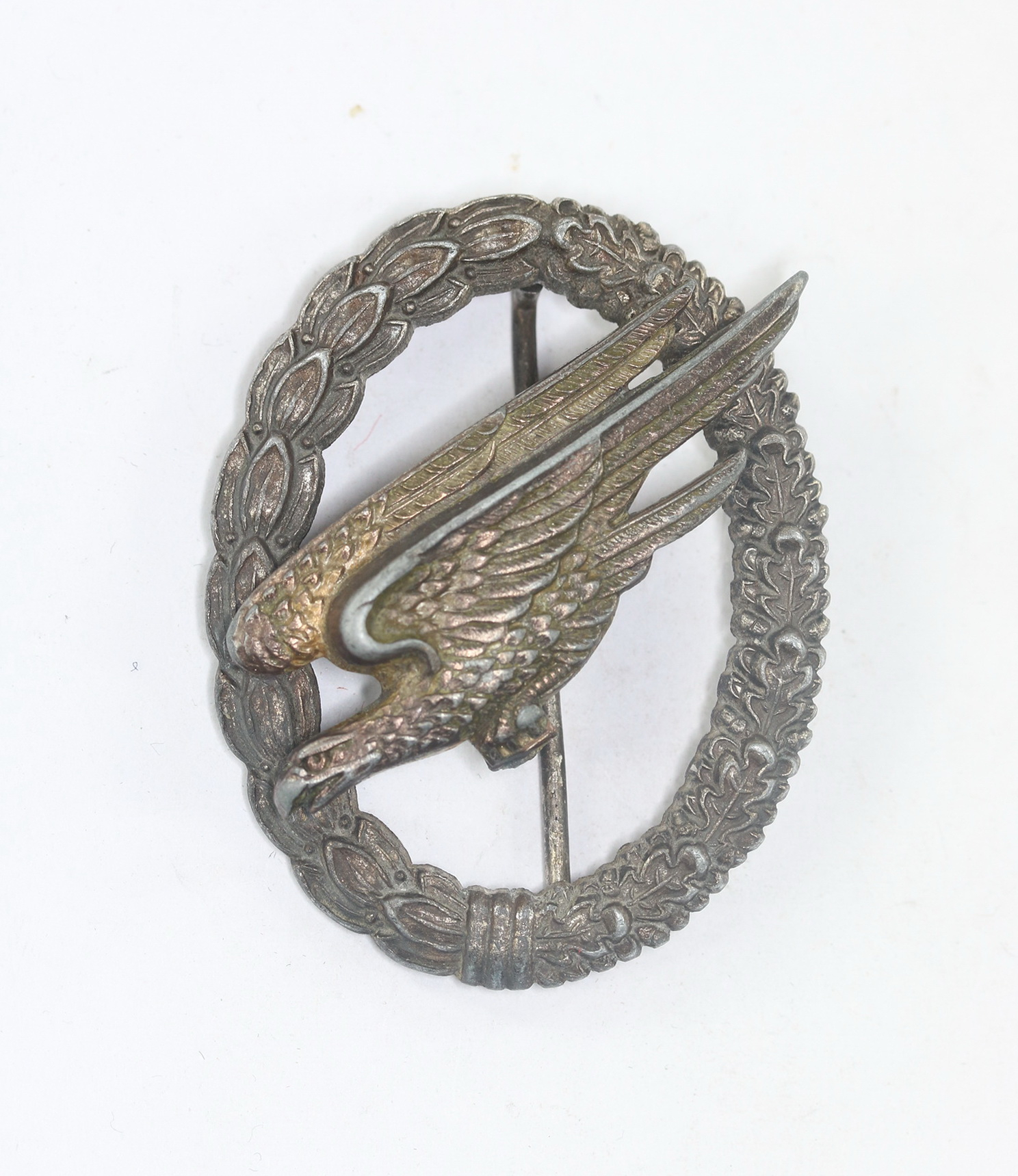 Fallschirmschützenabzeichen der Luftwaffe, Hst. G.H. Osang Dresden, Kriegsgefangenschaft – Bild 1