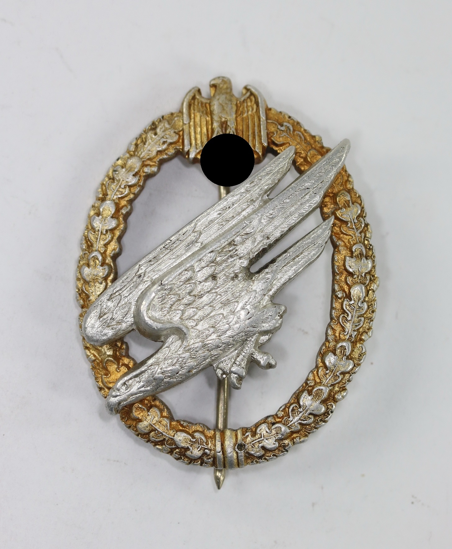 fallschirmsch_tzenabzeichen_des_heeres_juncker_aluminium_1__1 Army Paratrooper Badge. Type Juncker, Aluminium. – Bild 1