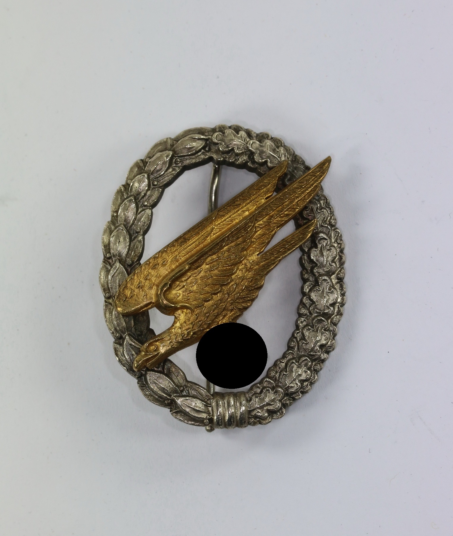 fallschirmschuetzenabzeichen_hersteller_jimme_sohn_berlin_1__1 Fallschirmschützenabzeichen der Luftwaffe, Hst. Jimme & Sohn – Bild 1