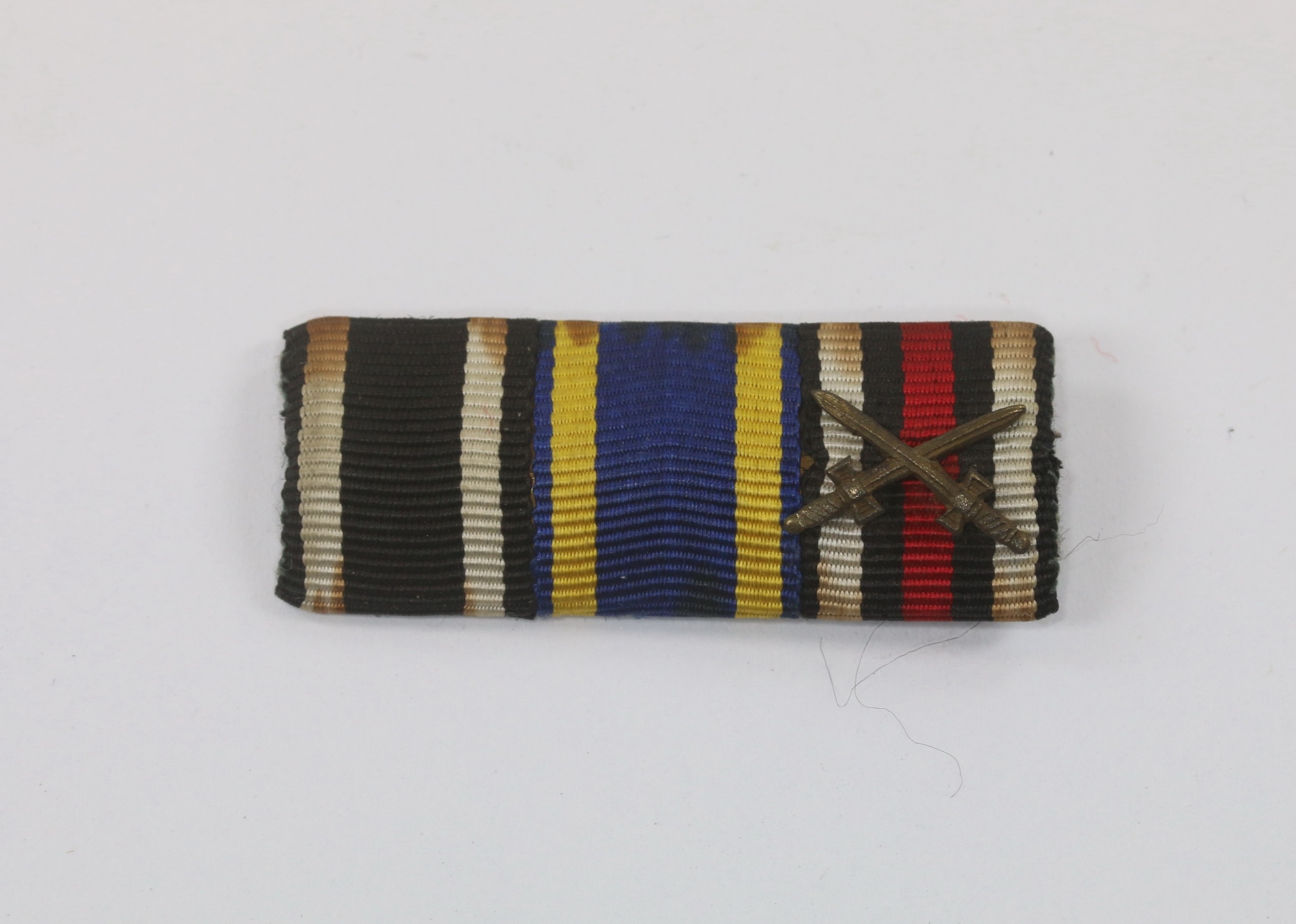 feldspange_1__3 Three Place Ribbon Bar. – Bild 1