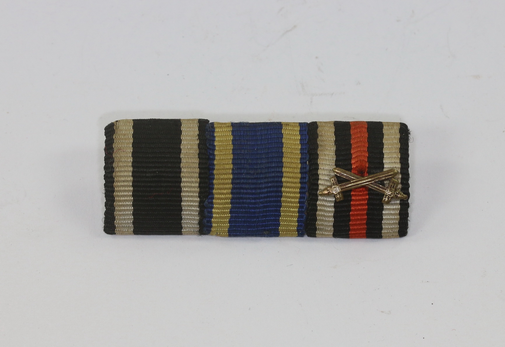feldspange_3x_1__13 Three Place Ribbon Bar. – Bild 1