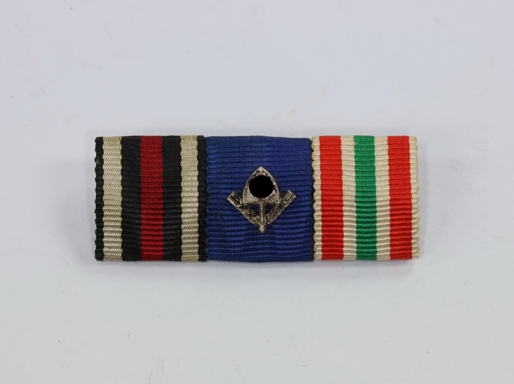 feldspange_3x_1__1_2 Three Place Ribbon Bar. – Bild 1