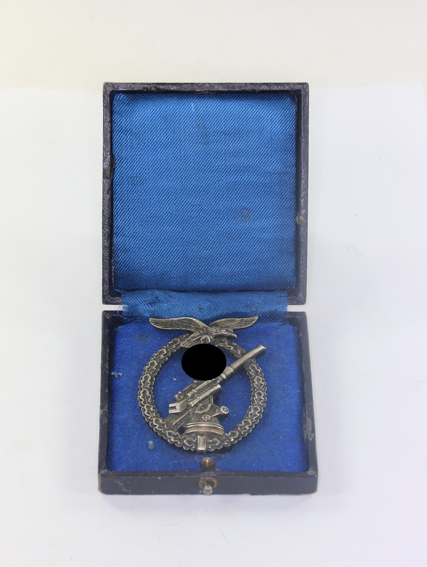 Cased Luftwaffe Flak Badge. Type Ball Hinge. – Bild 1