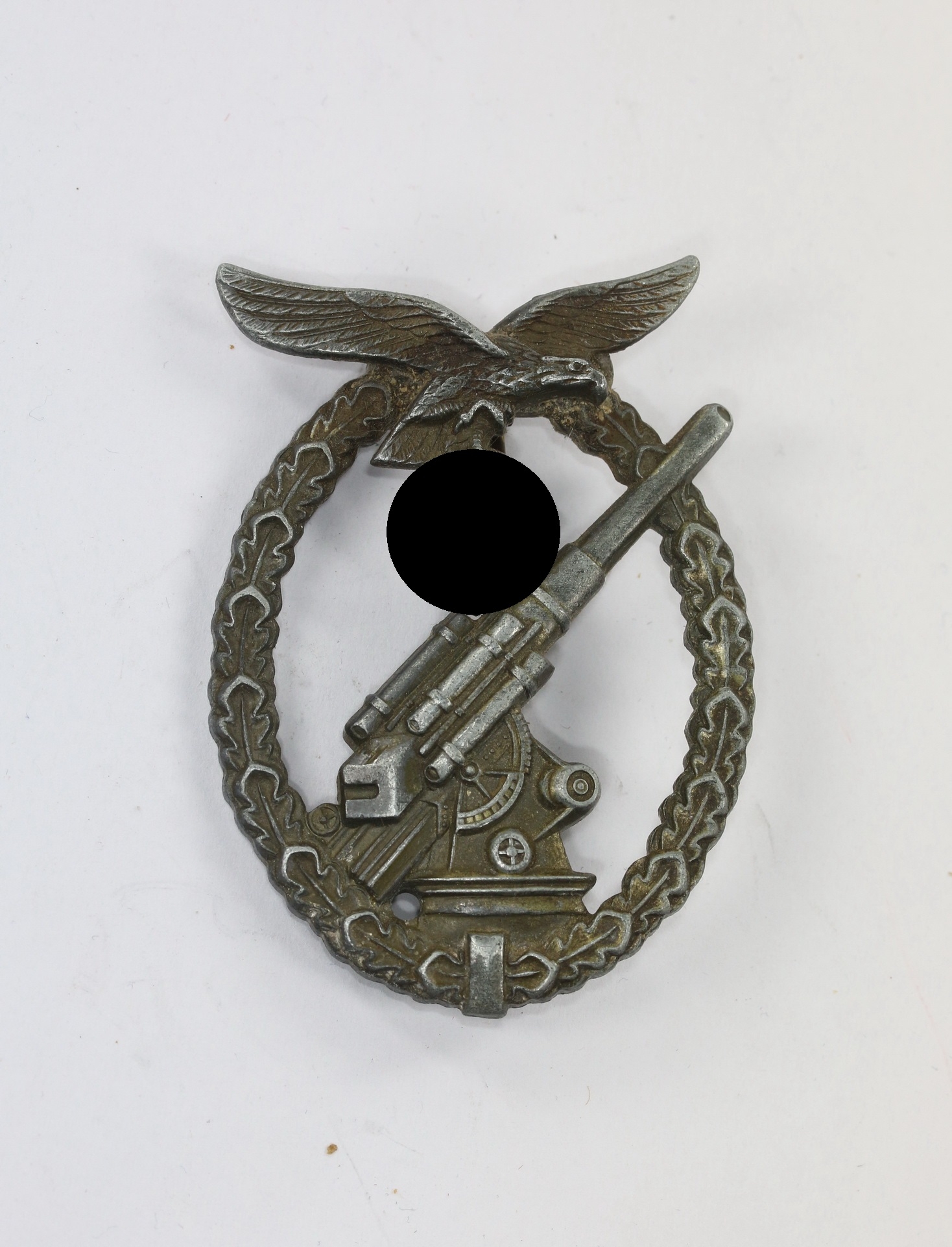 Luftwaffe Flak Badge. Maker B&NL.  – Bild 1