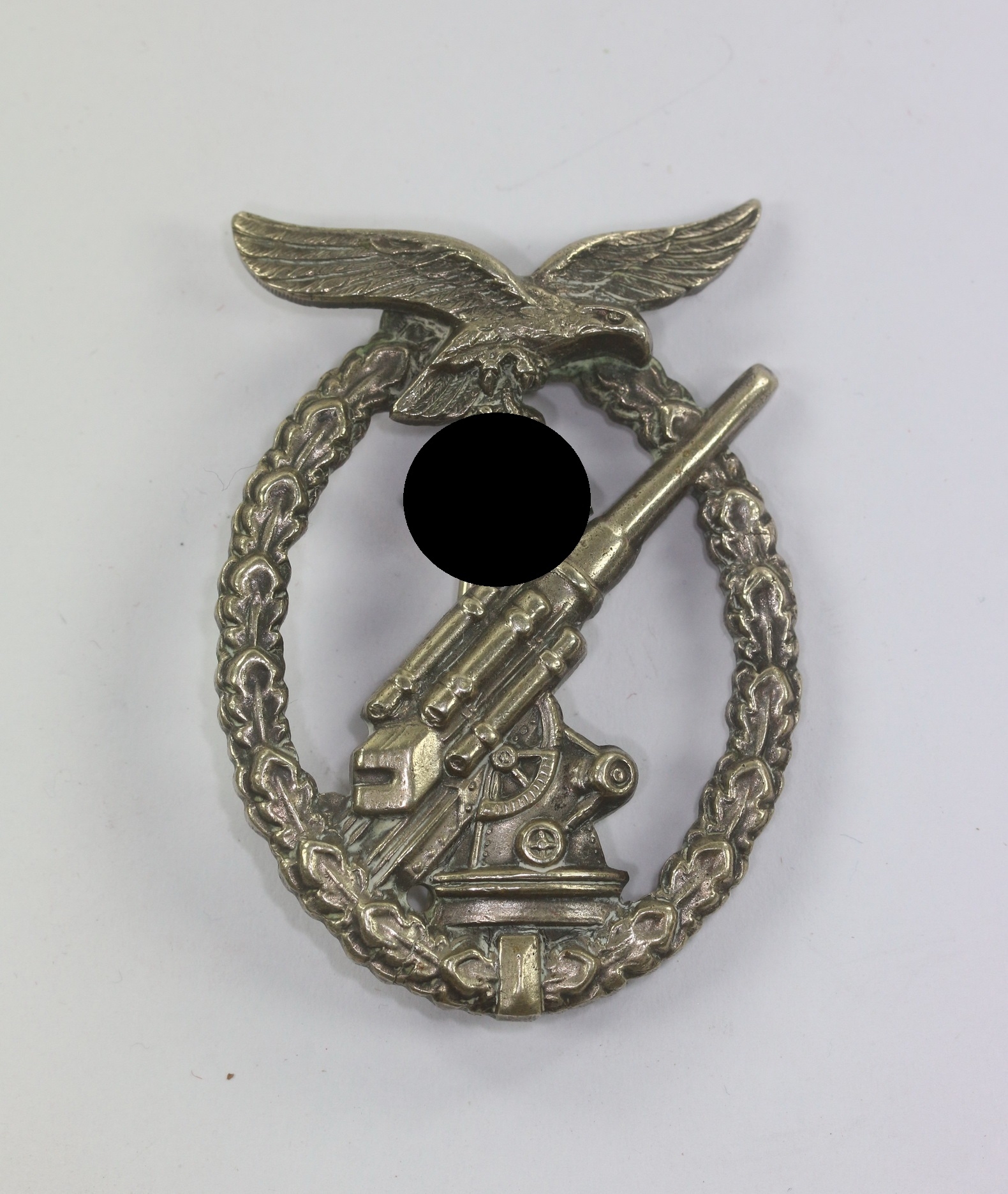 Luftwaffe Flak Badge. Maker C.E. Juncker Berlin SW68, (J.2). – Bild 1