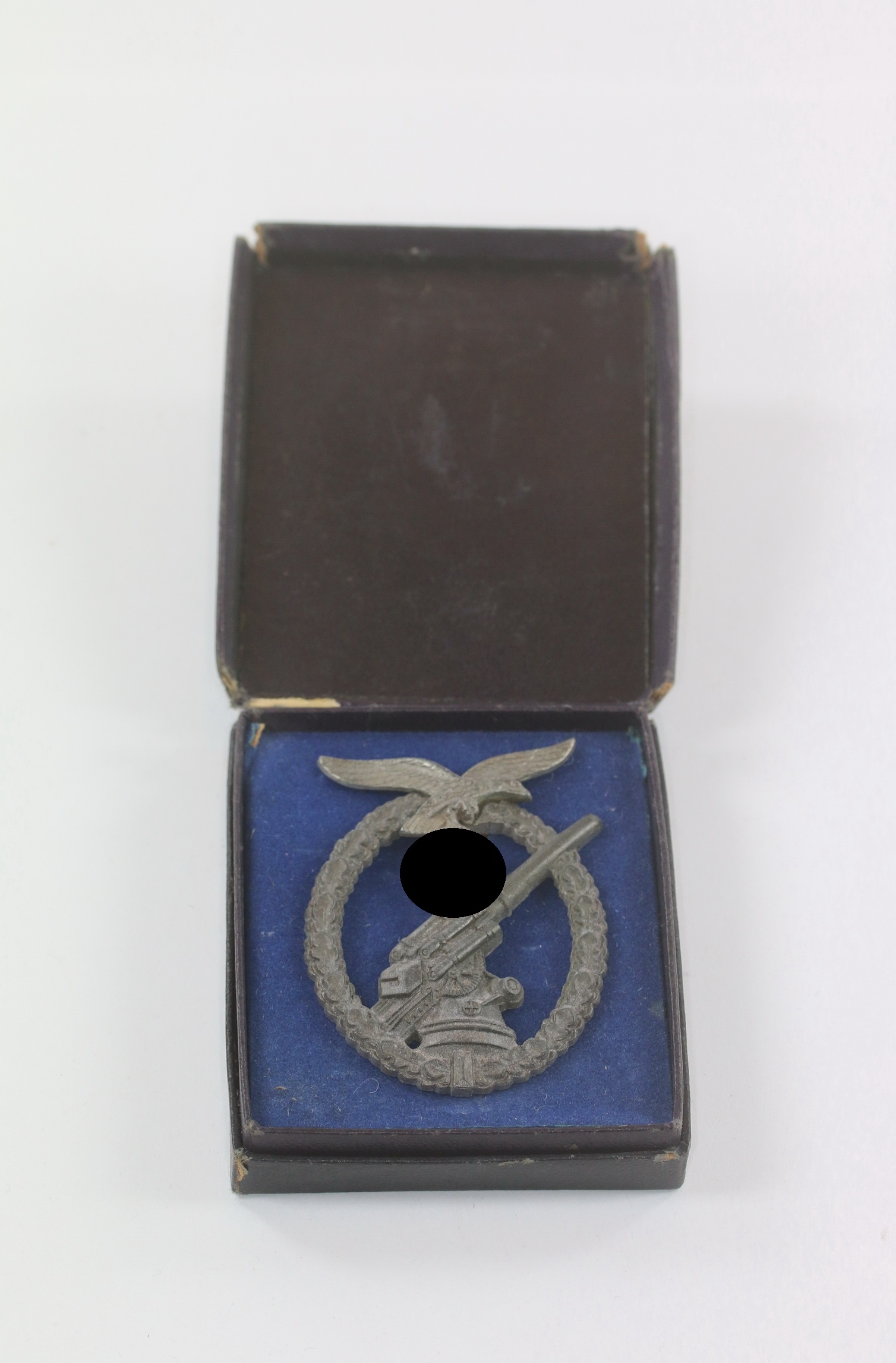 Cased Luftwaffe Flak Badge. Type Ball Hinge. – Bild 1