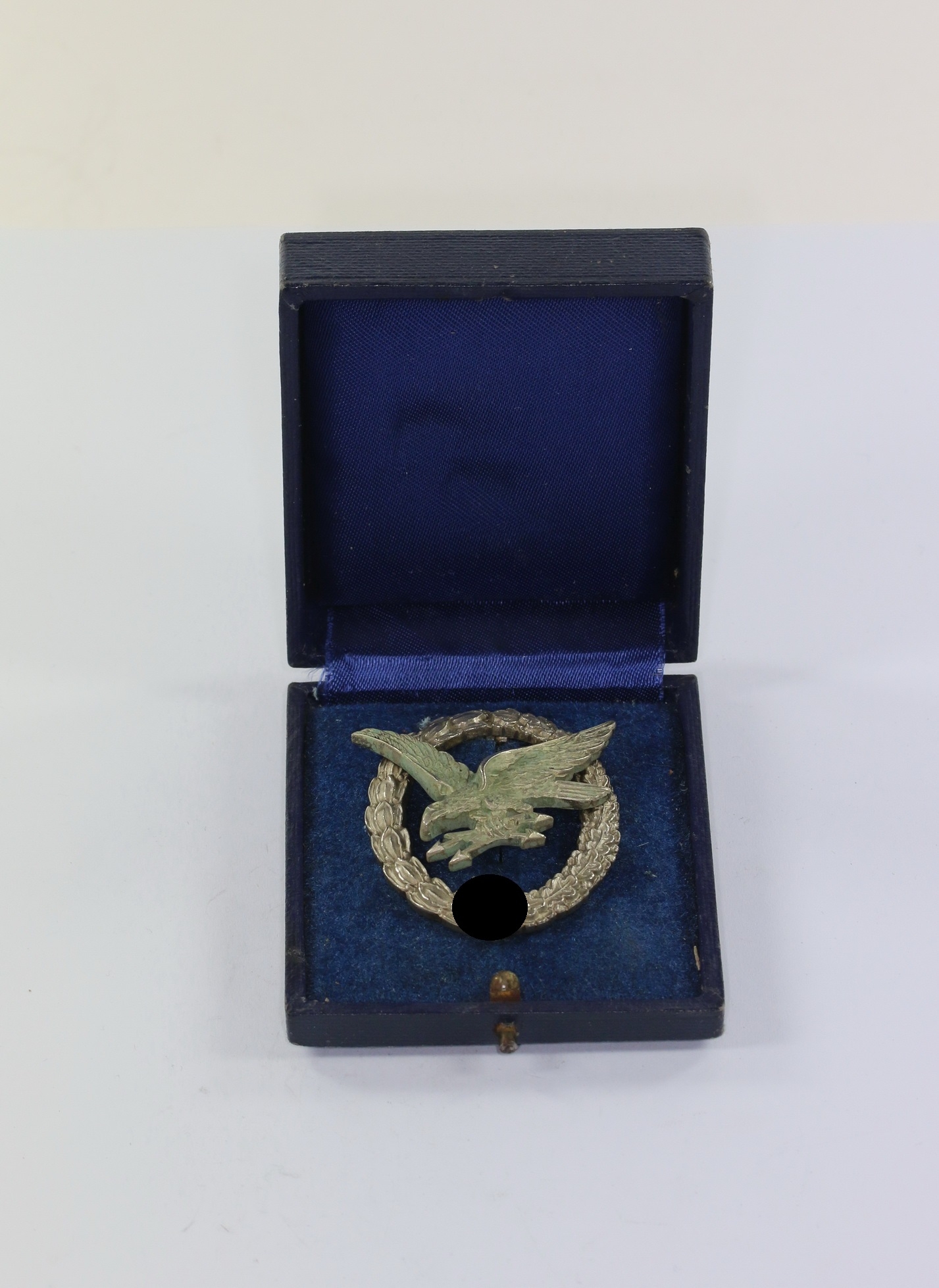 Fliegerschützenabzeichen der Luftwaffe mit Blitzbündel, Hst. Jimme & Sohn, im Etui  – Bild 1