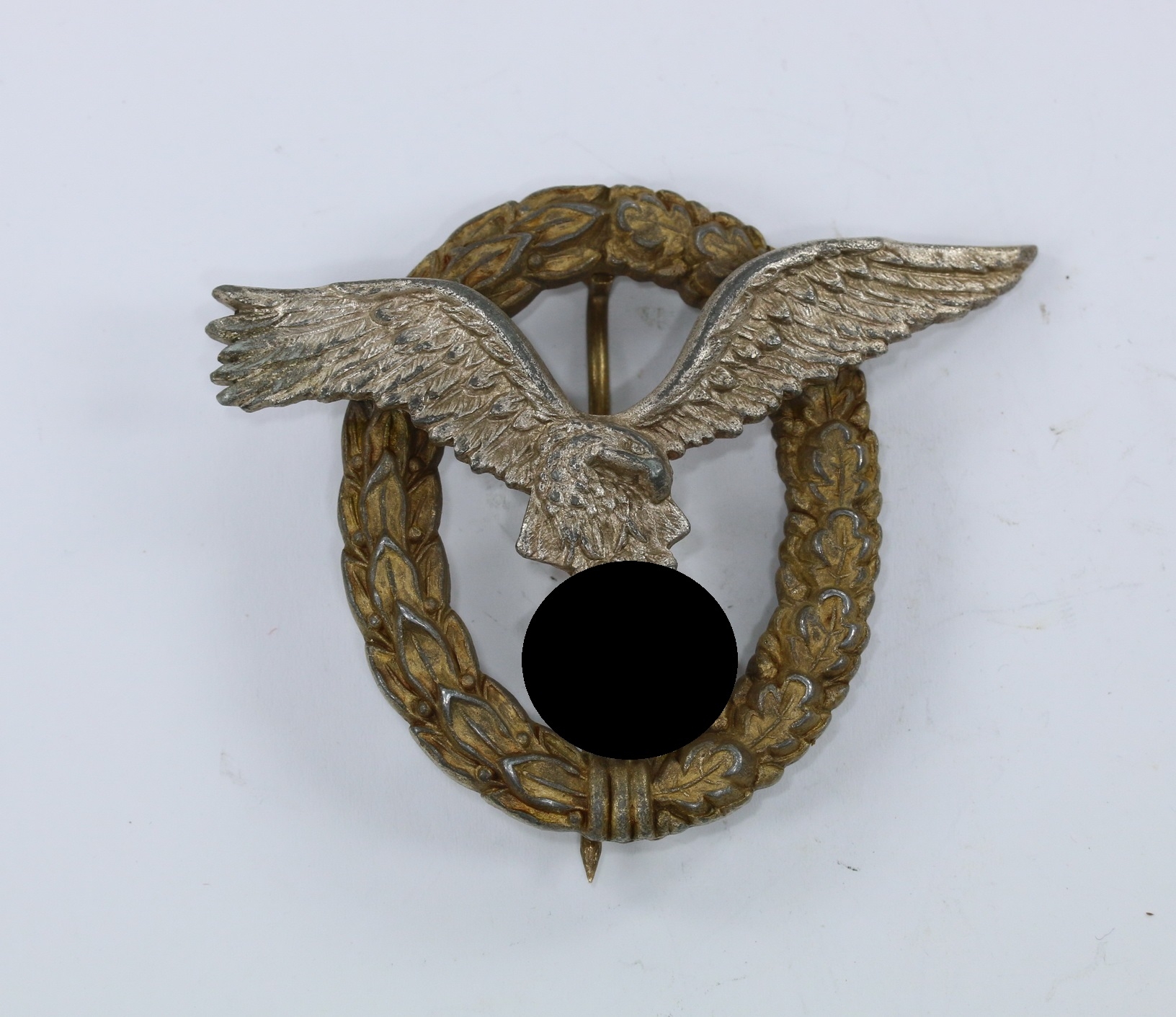 flugzeugf_hrer_und_beobachterabzeichen_der_luftwaffe_doppelabzeichen_juncker_1__1 Combined Luftwaffe Pilot and Observer Badge. Type Juncker. – Bild 1