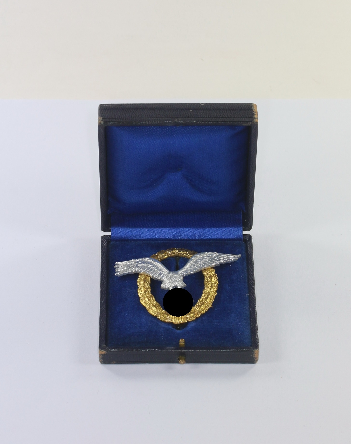 Cased Combined Pilot & Observer Badge. Aluminium(!). Maker Juncker. – Bild 1