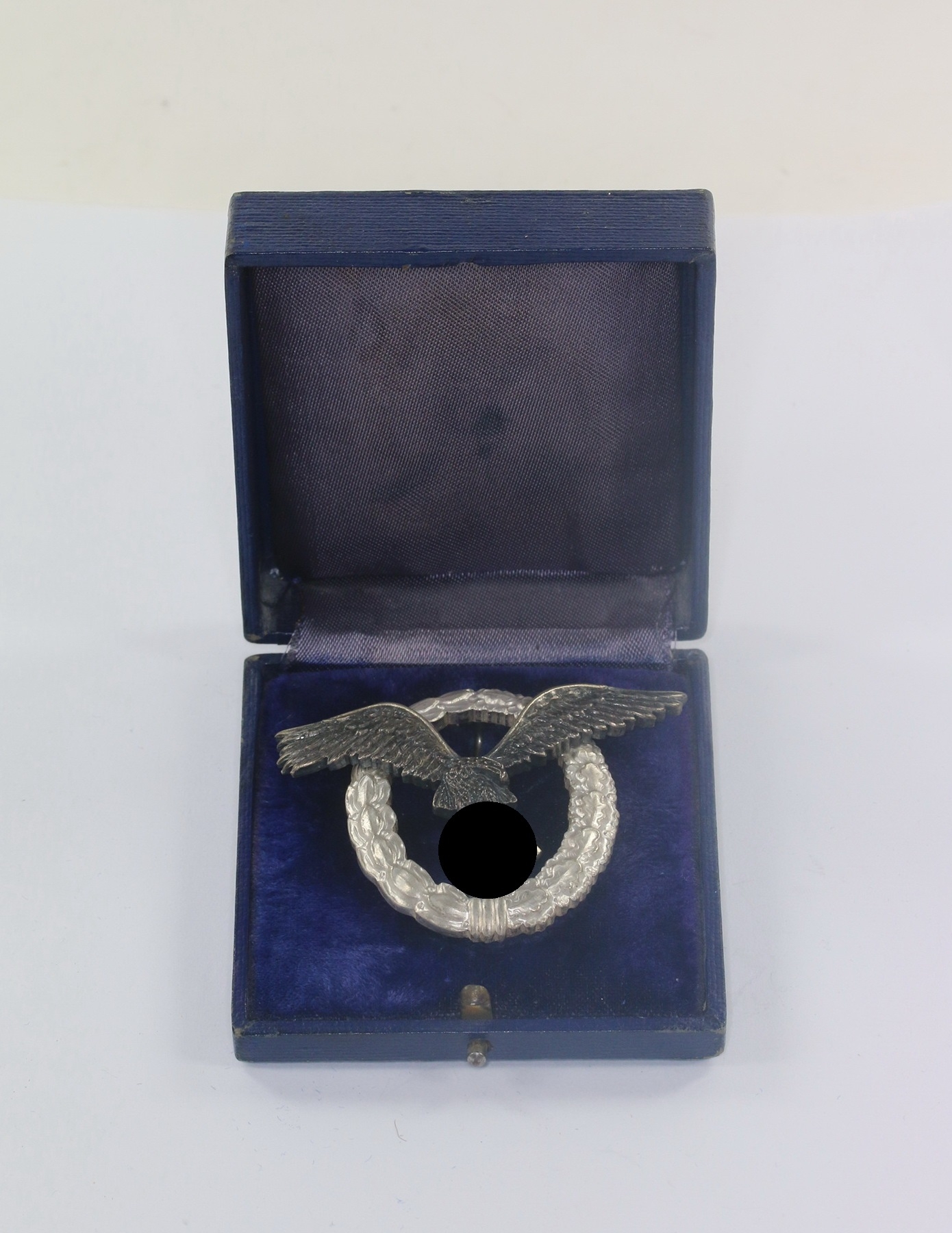 Cased Luftwaffe Pilot Badge. Maker "A" (Assmann & Sohn, Lüdenscheid). – Bild 1