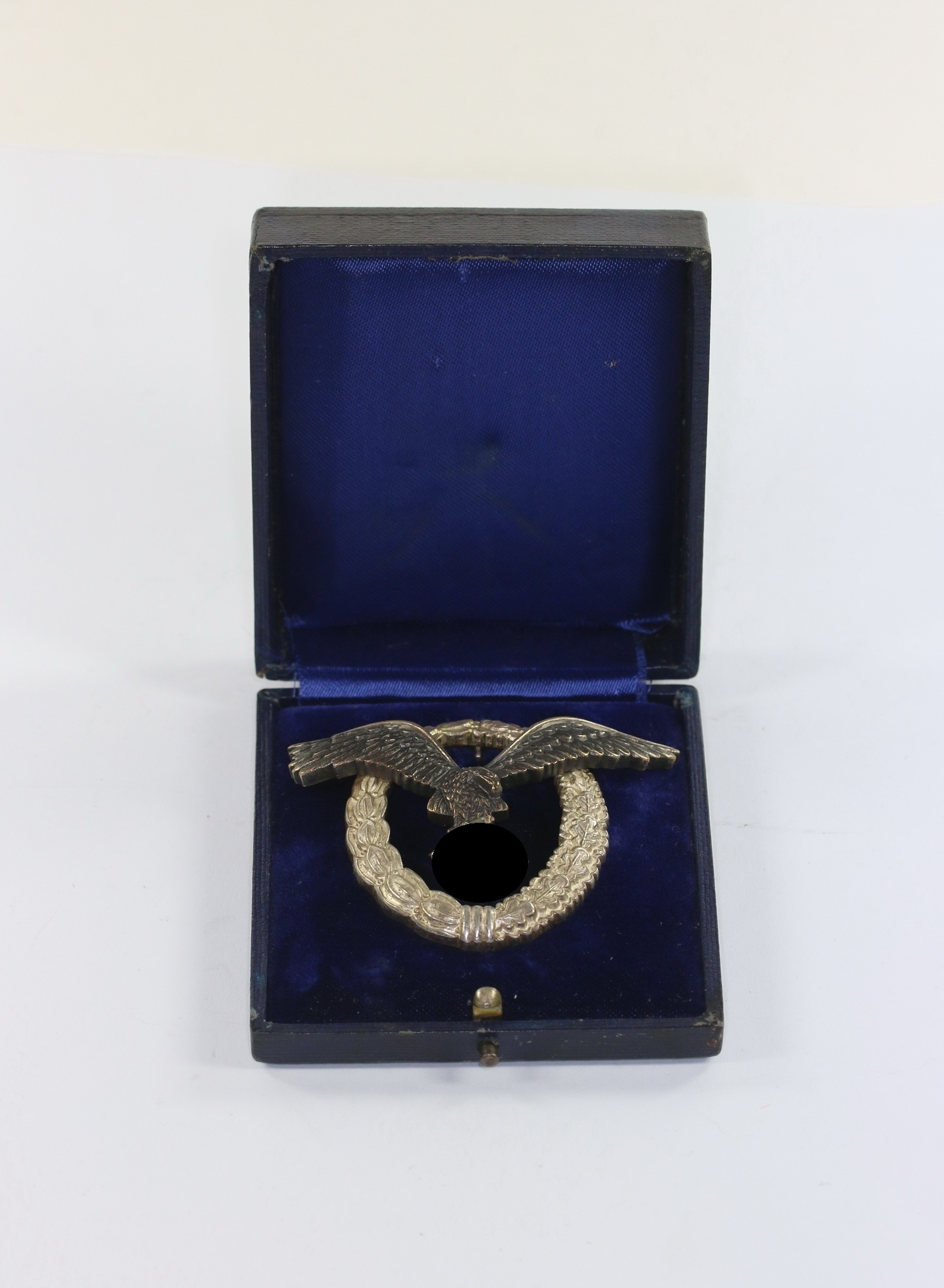 Cased Luftwaffe Pilot Badge. Maker B&NL. – Bild 1