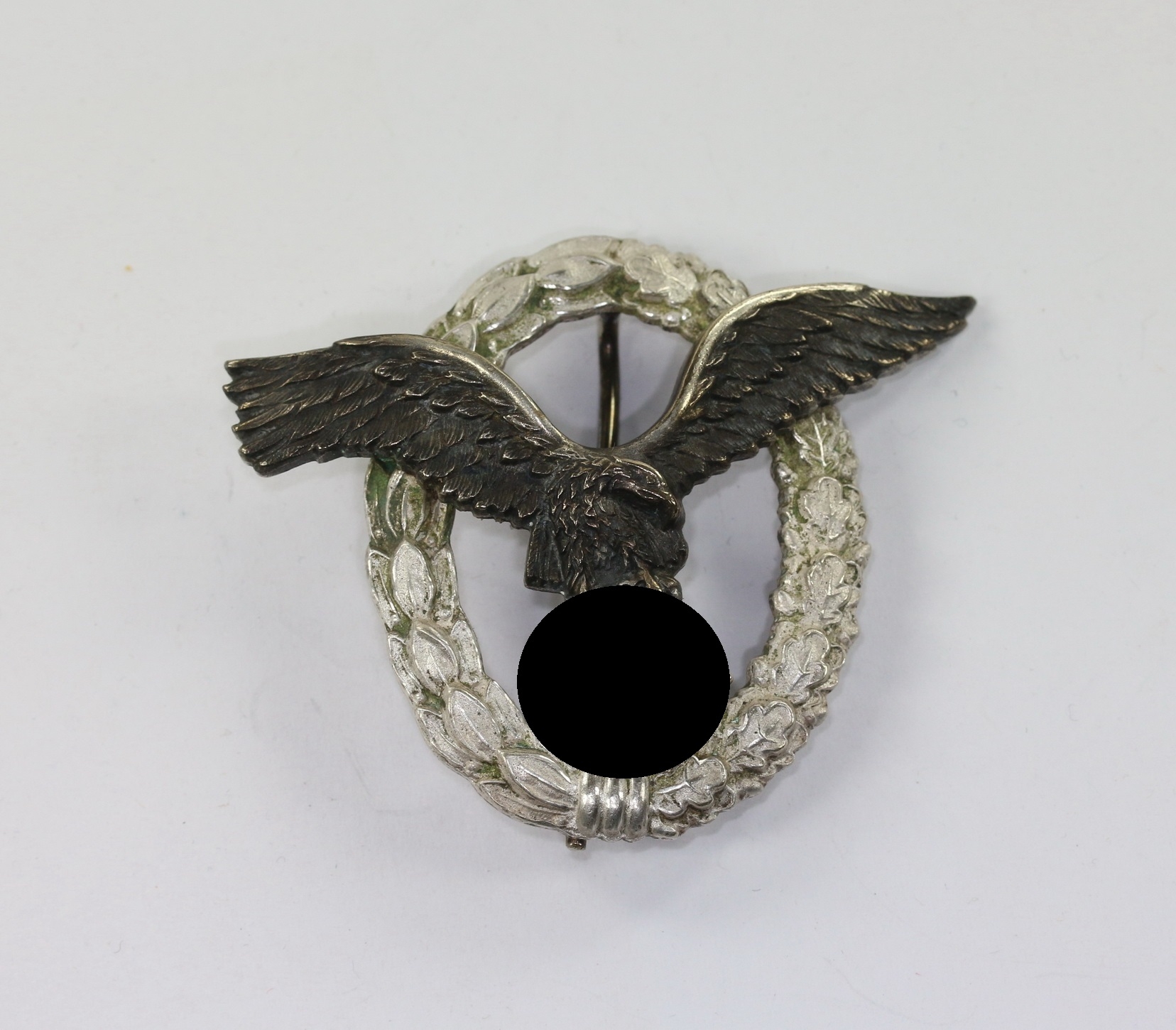 flugzeugf_hrerabzeichen_der_luftwaffe_hst Luftwaffe Pilot Badge. Maker Brüder Schneider A.G. Wien (Full Name). – Bild 1