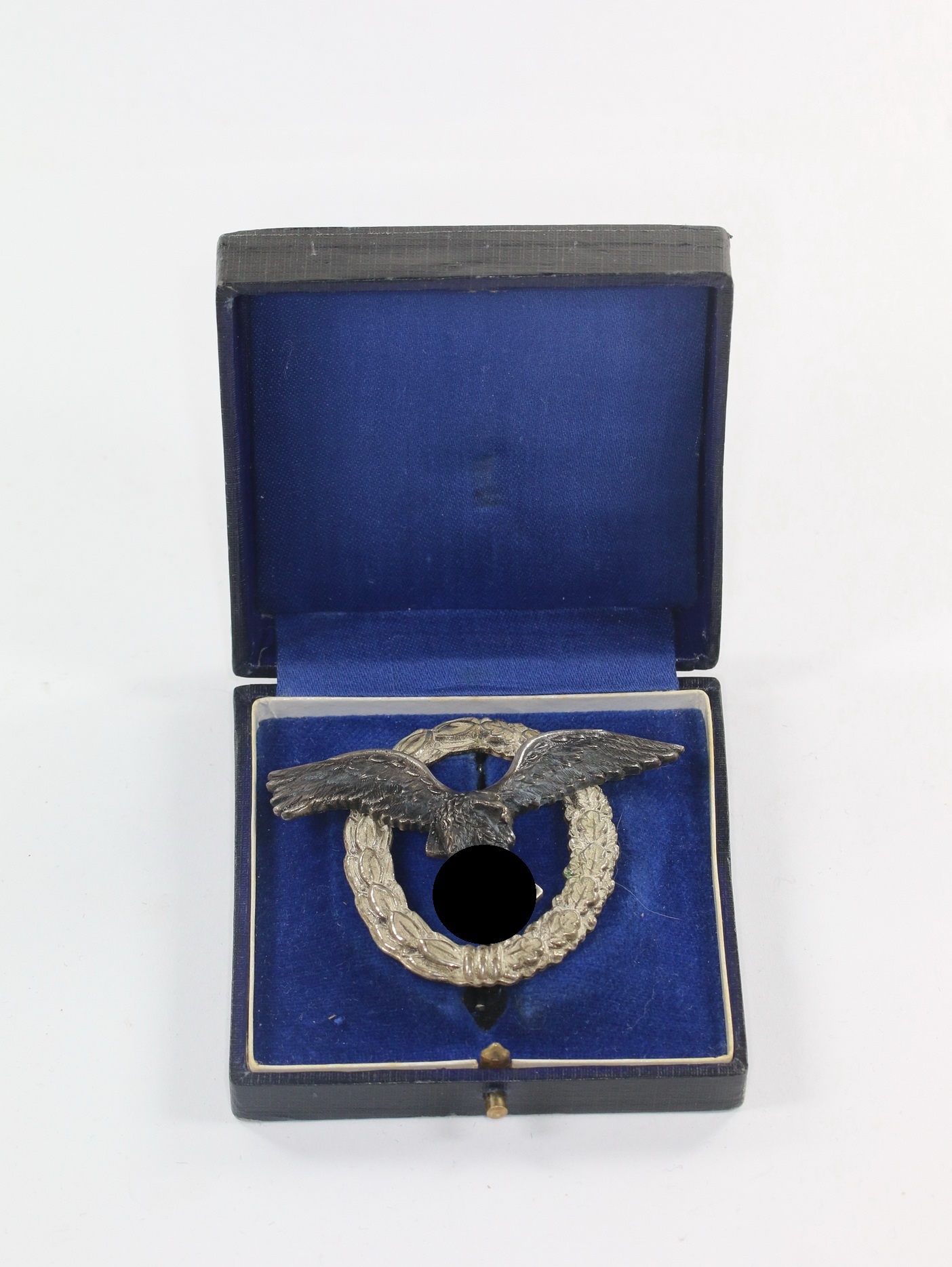 Flugzeugführerabzeichen der Luftwaffe, Hst. Brüder Schneider A.G. Wien, im BSW Etui – Bild 1