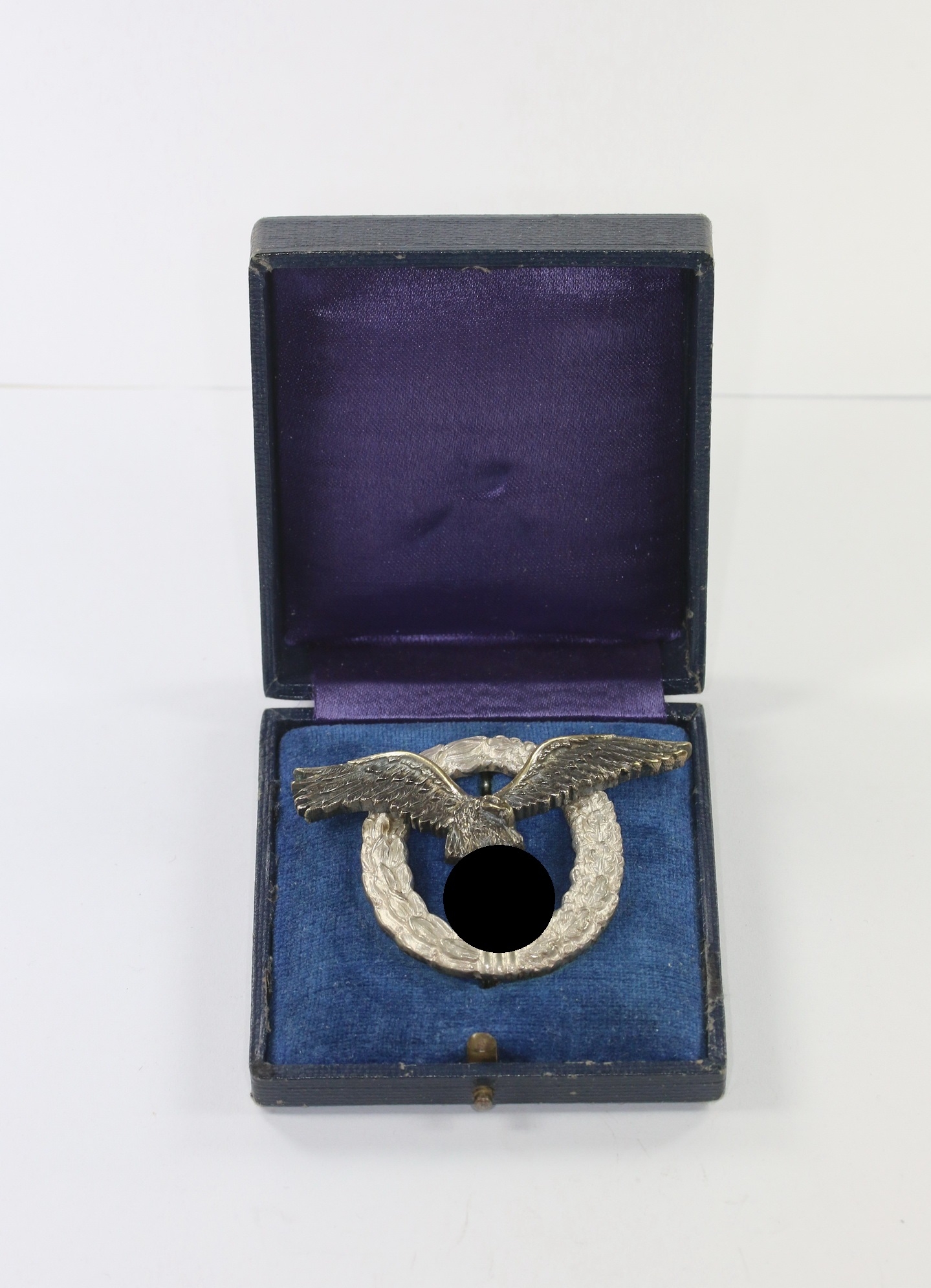 Cased Luftwaffe Pilot Badge. Maker C.E. Juncker (J2). – Bild 1