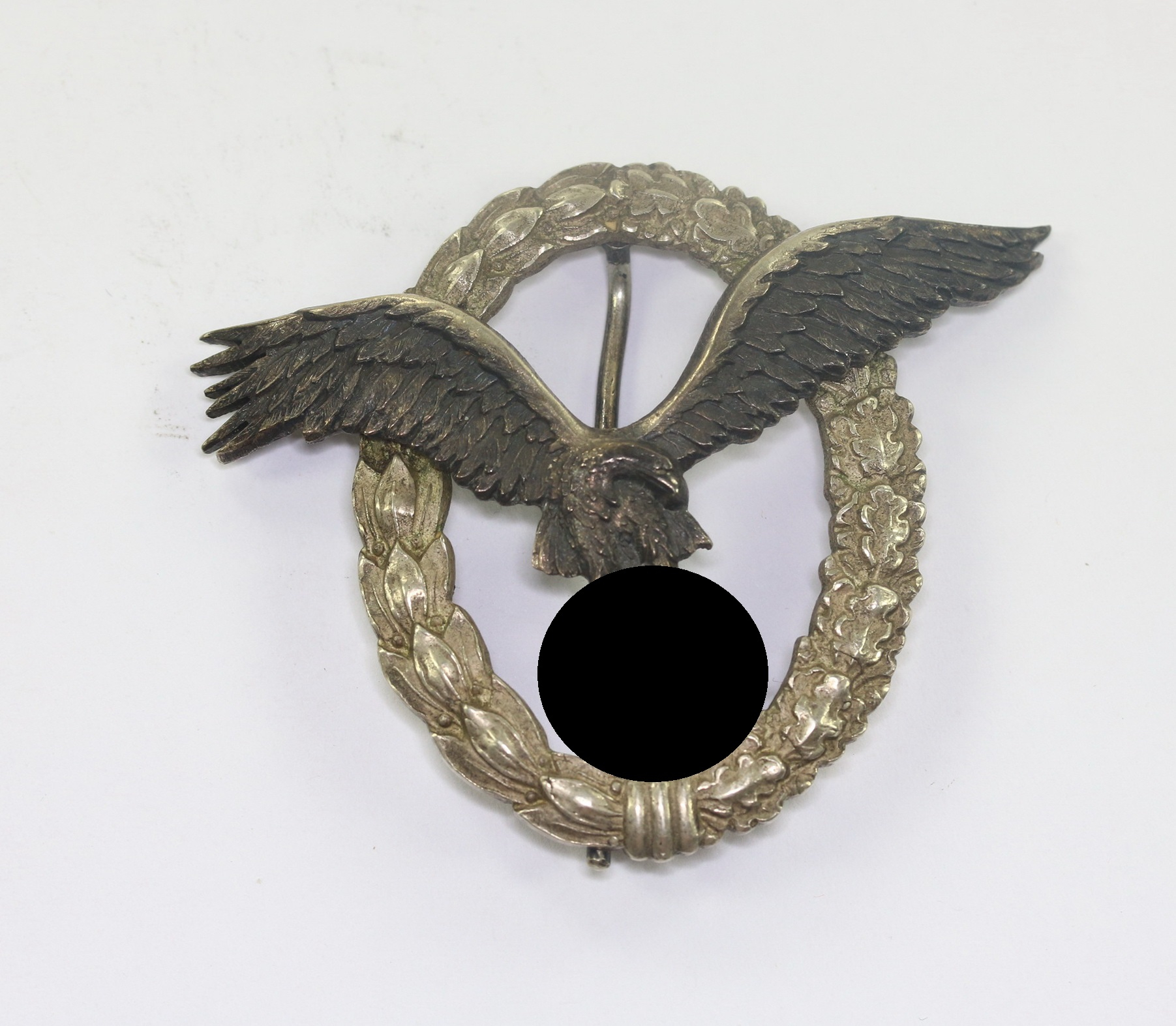 Flugzeugführerabzeichen der Luftwaffe, Hst. C.E. Juncker Berlin S.W. (J.1) – Bild 1