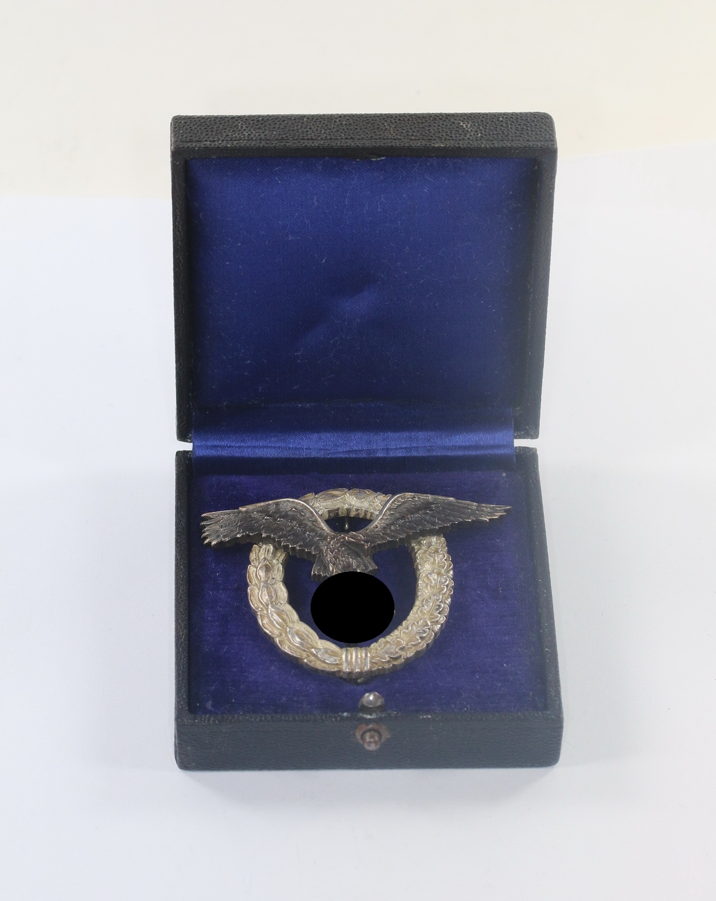 flugzeugf_hrerabzeichen_der_luftwaffe_hst Cased Luftwaffe Pilot Badge. Maker W. Deumer. – Bild 1