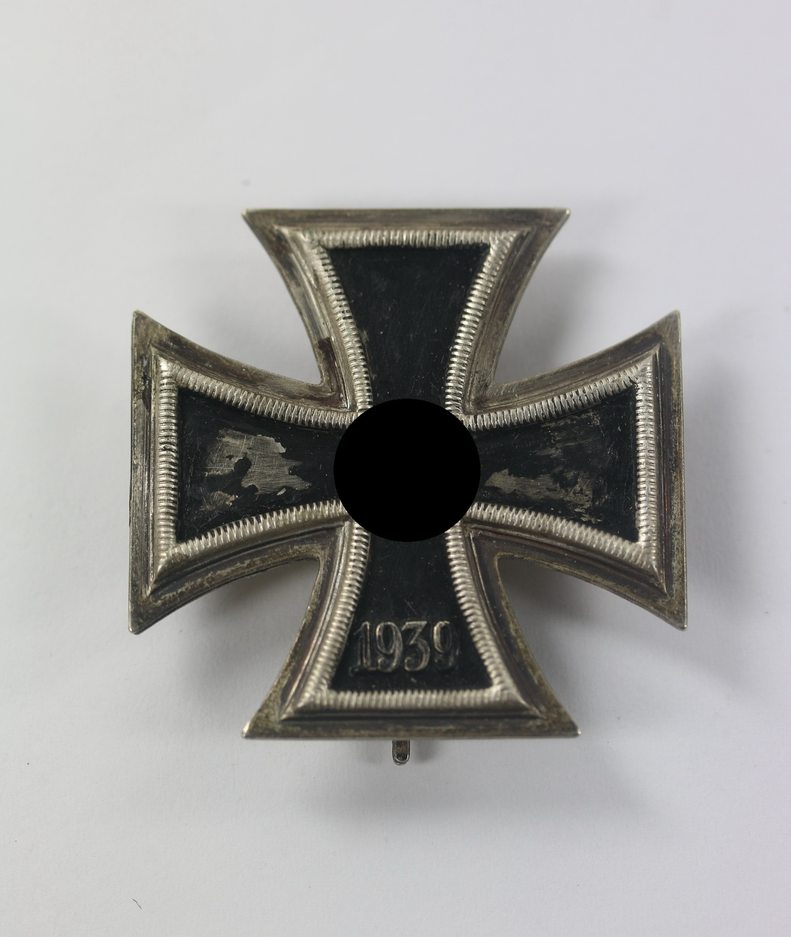 fr_hes_eisernes_kreuz_1 Frühes Eisernes Kreuz 1. Klasse 1939, Deschler & Sohn, nicht magnetisch (!) – Bild 1